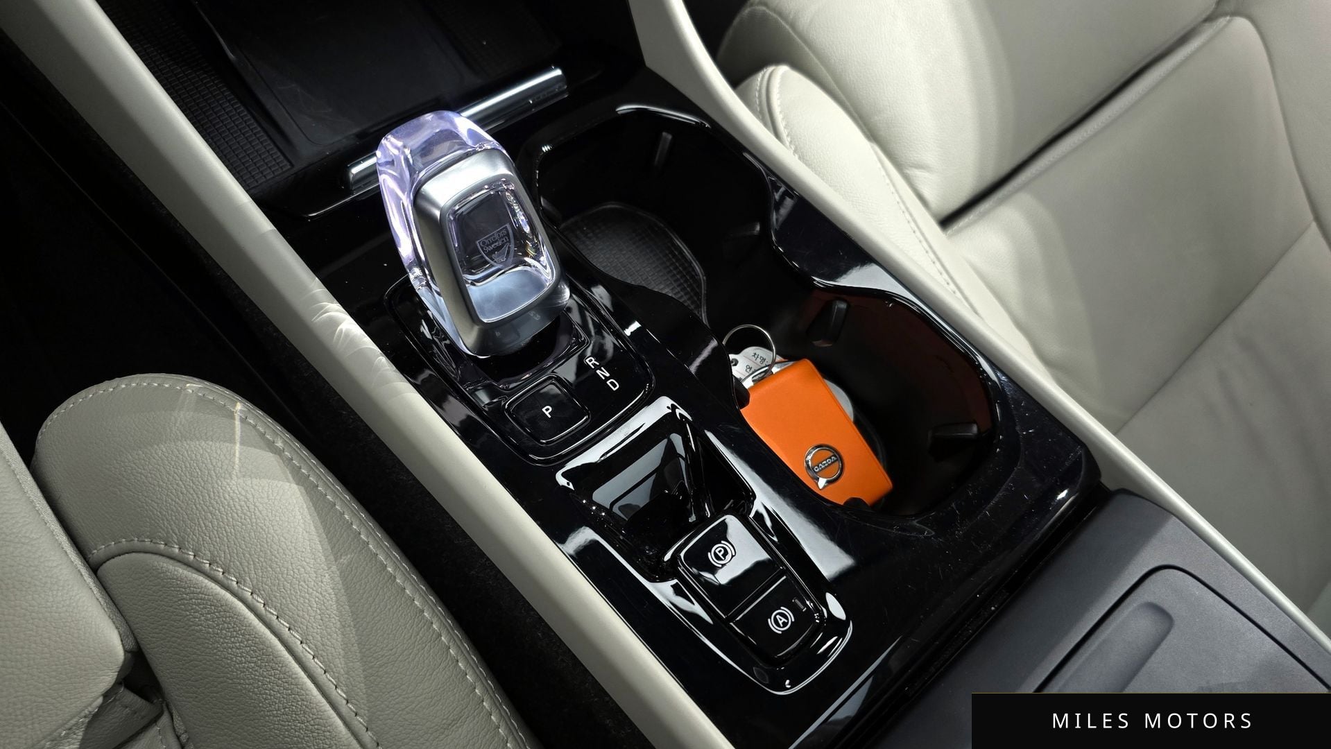 Volvo XC40 2023 — миниатюра 9