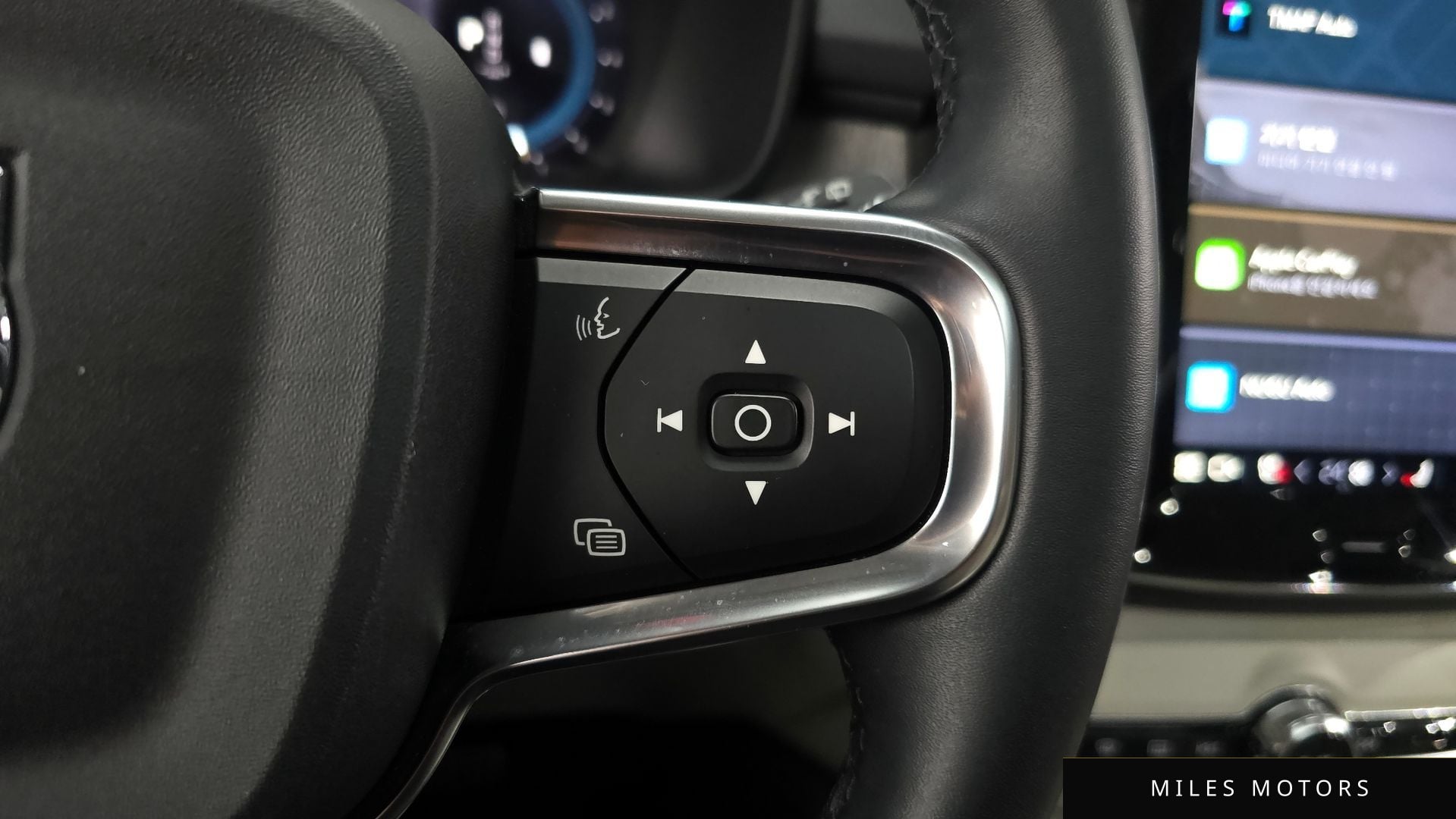 Volvo XC40 2023 — миниатюра 17