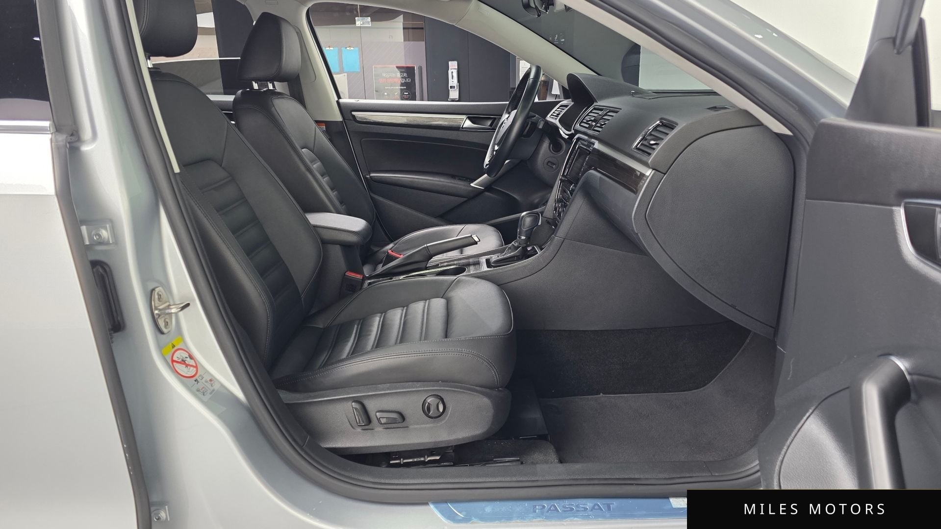 Volkswagen Passat 2018 — миниатюра 11