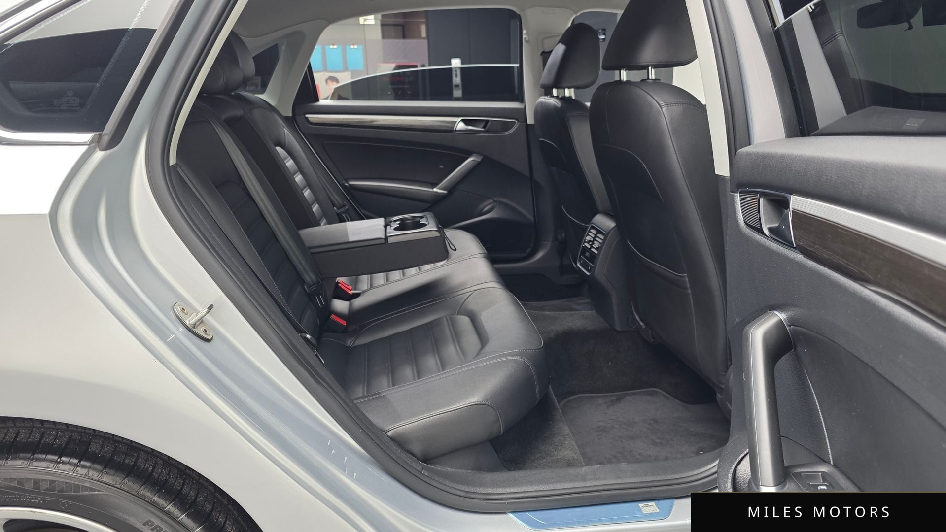Volkswagen Passat 2018 — миниатюра 12