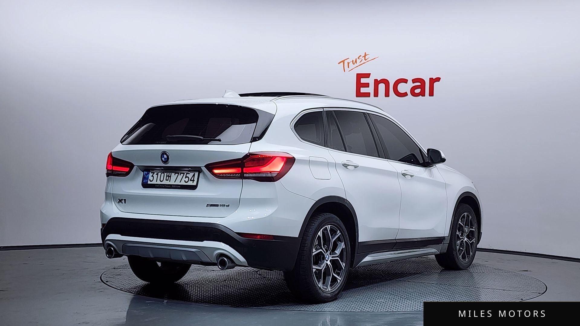 BMW X1 (F48) 2021 — миниатюра 2