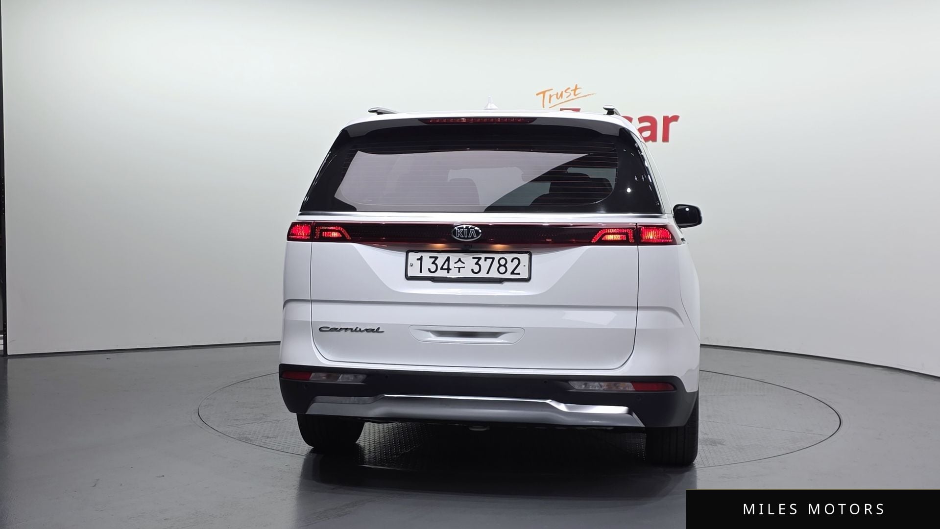 Kia Carnival 2021 — миниатюра 4