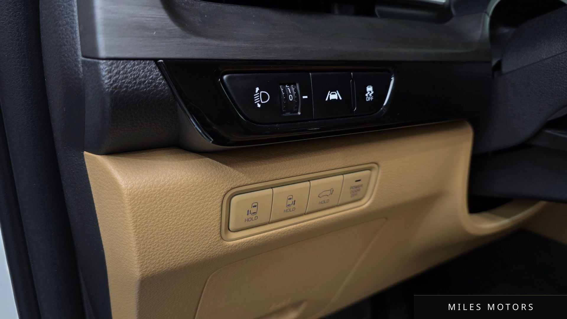 Kia Carnival 2021 — миниатюра 11