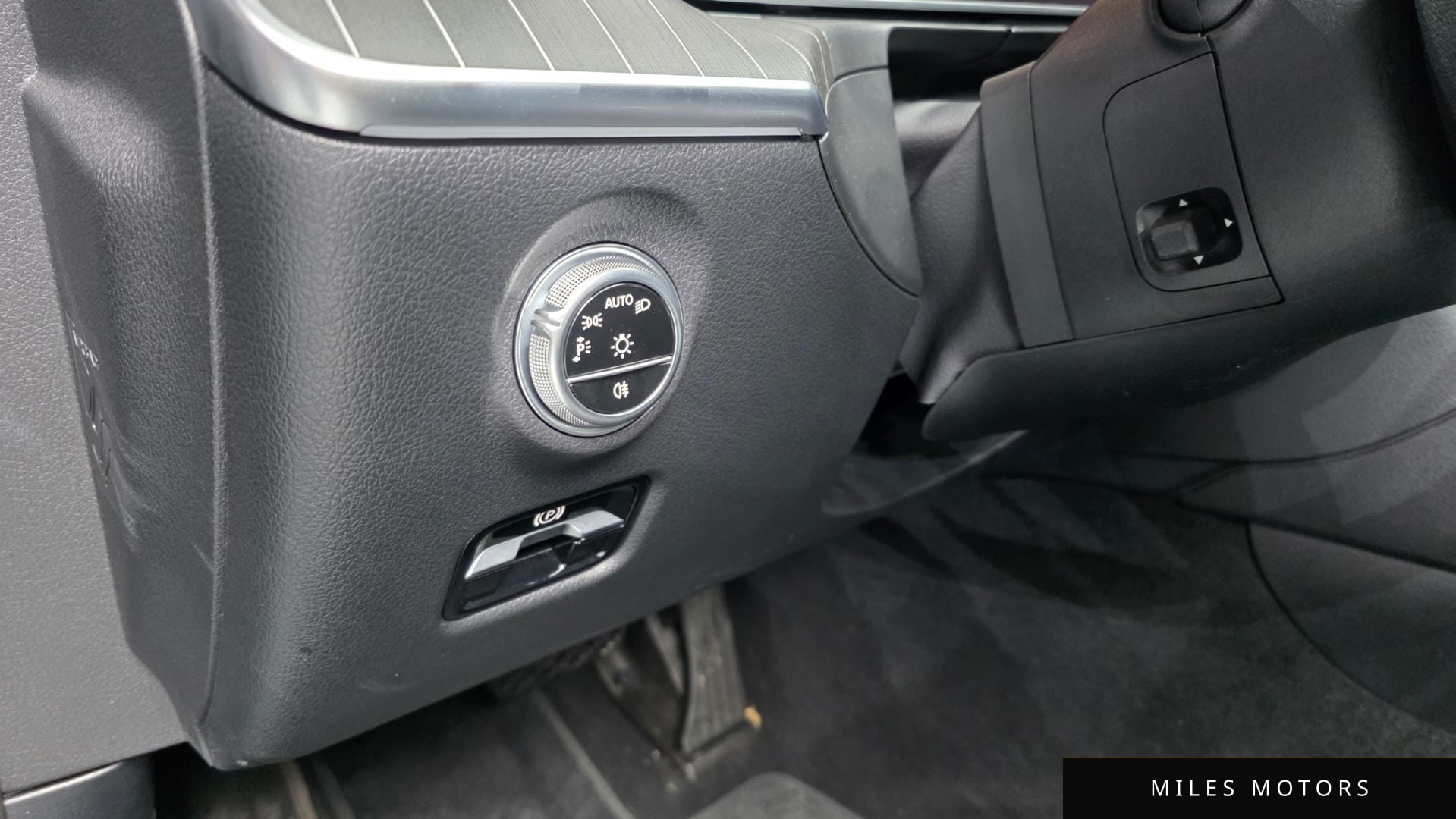 Mercedes-Benz C-Class W206 2025 — миниатюра 11