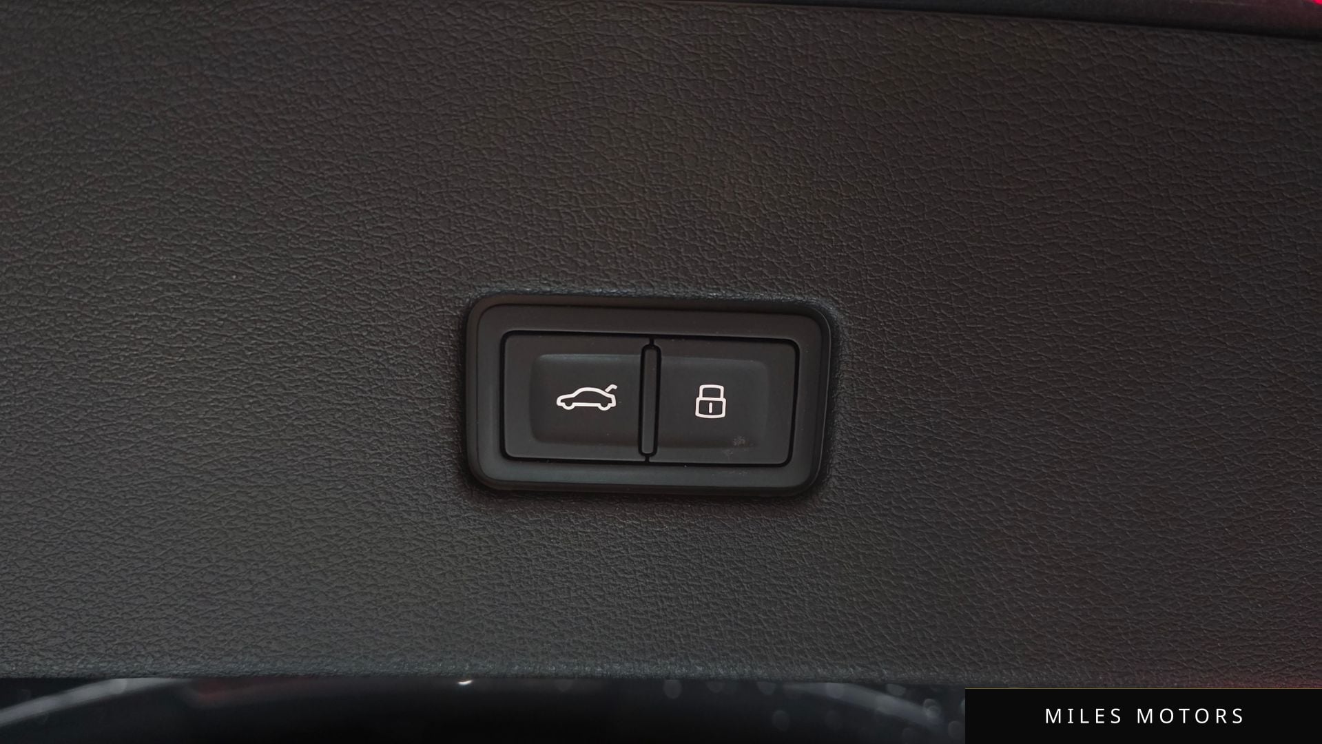 Audi Q8 (4M) 2021 — миниатюра 19