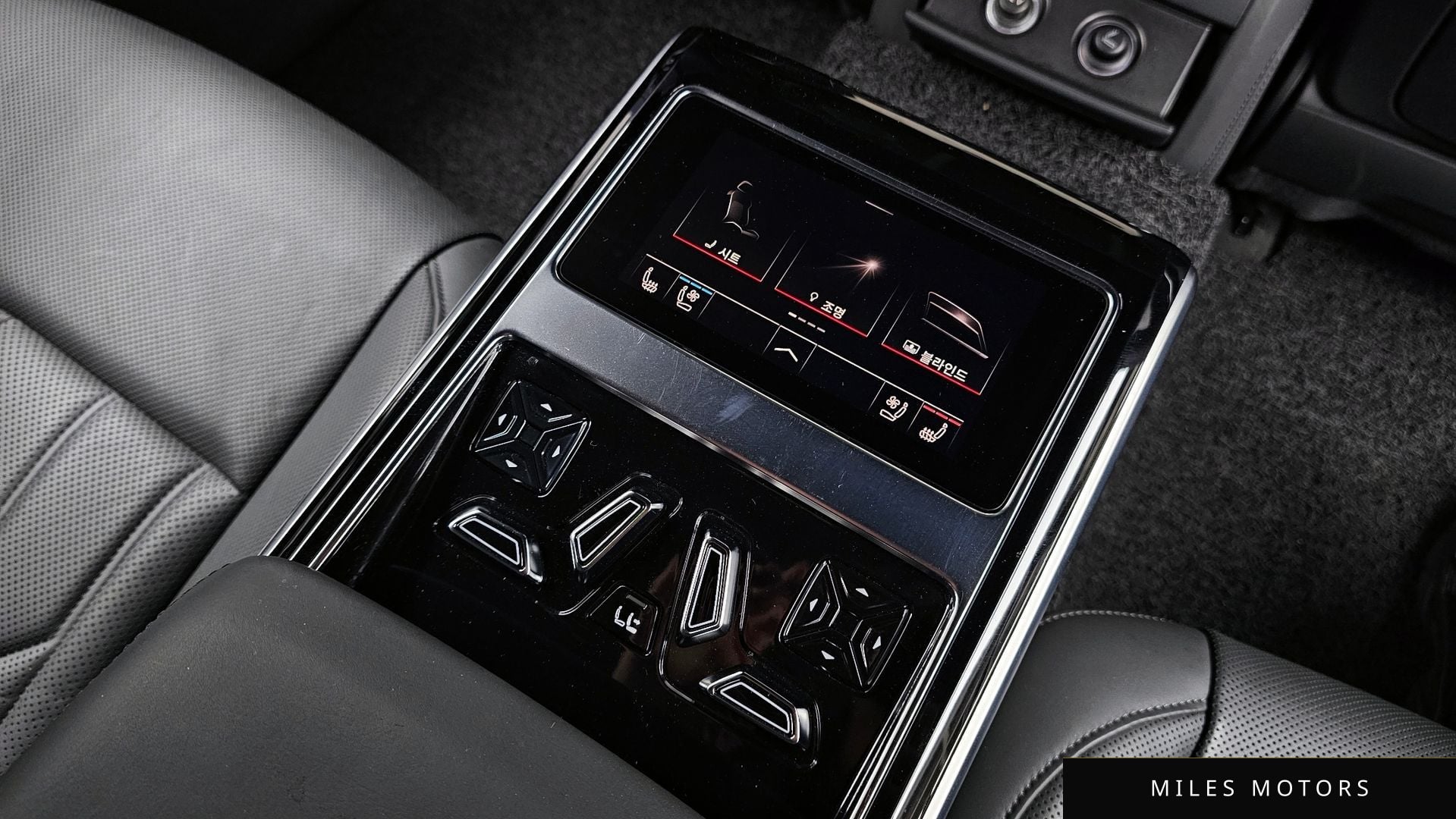 Audi A8 (D5) 2021 — миниатюра 18