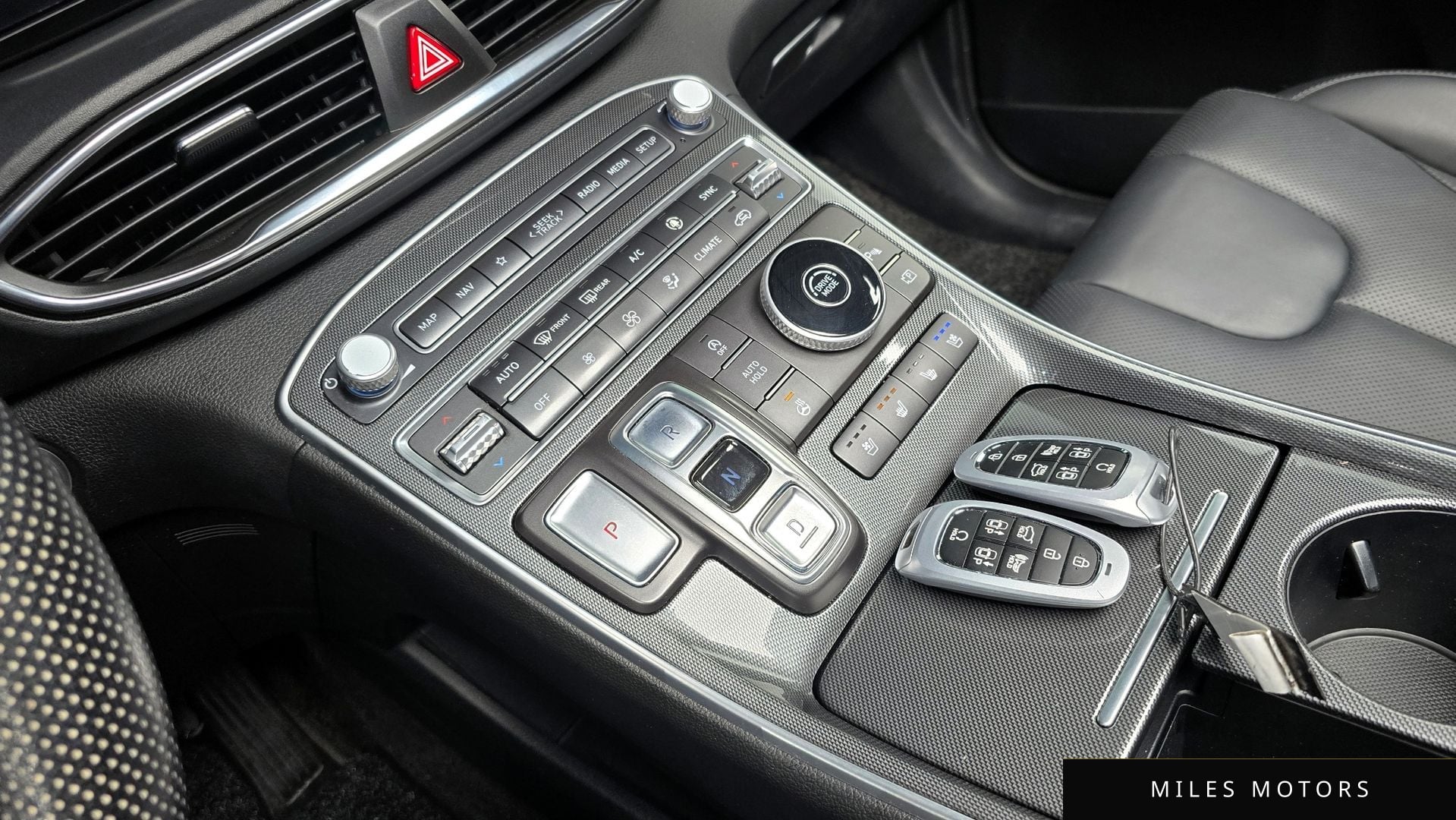 Hyundai Santafe 2021 — миниатюра 8