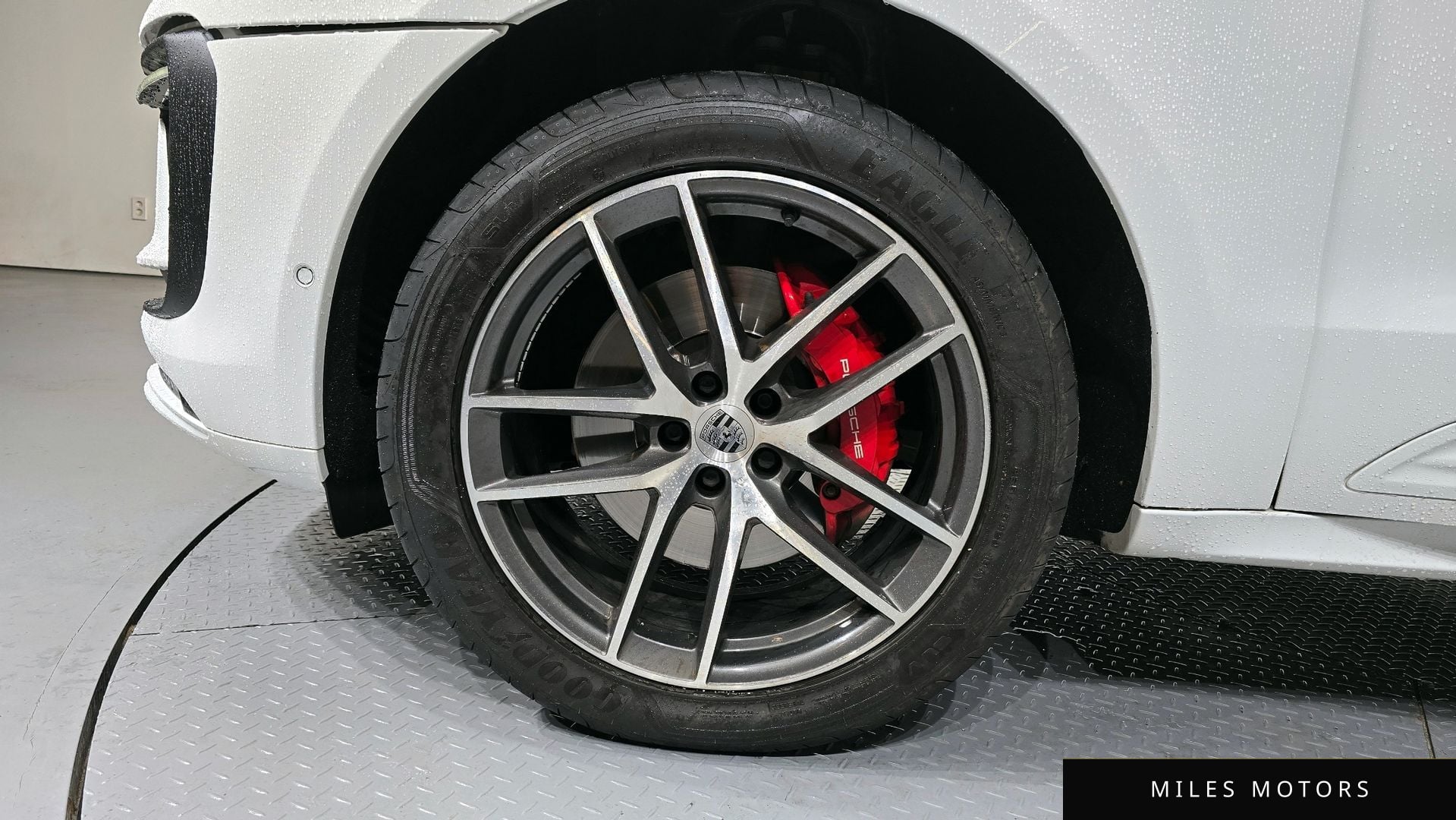 Porsche Macan 2022 — миниатюра 5