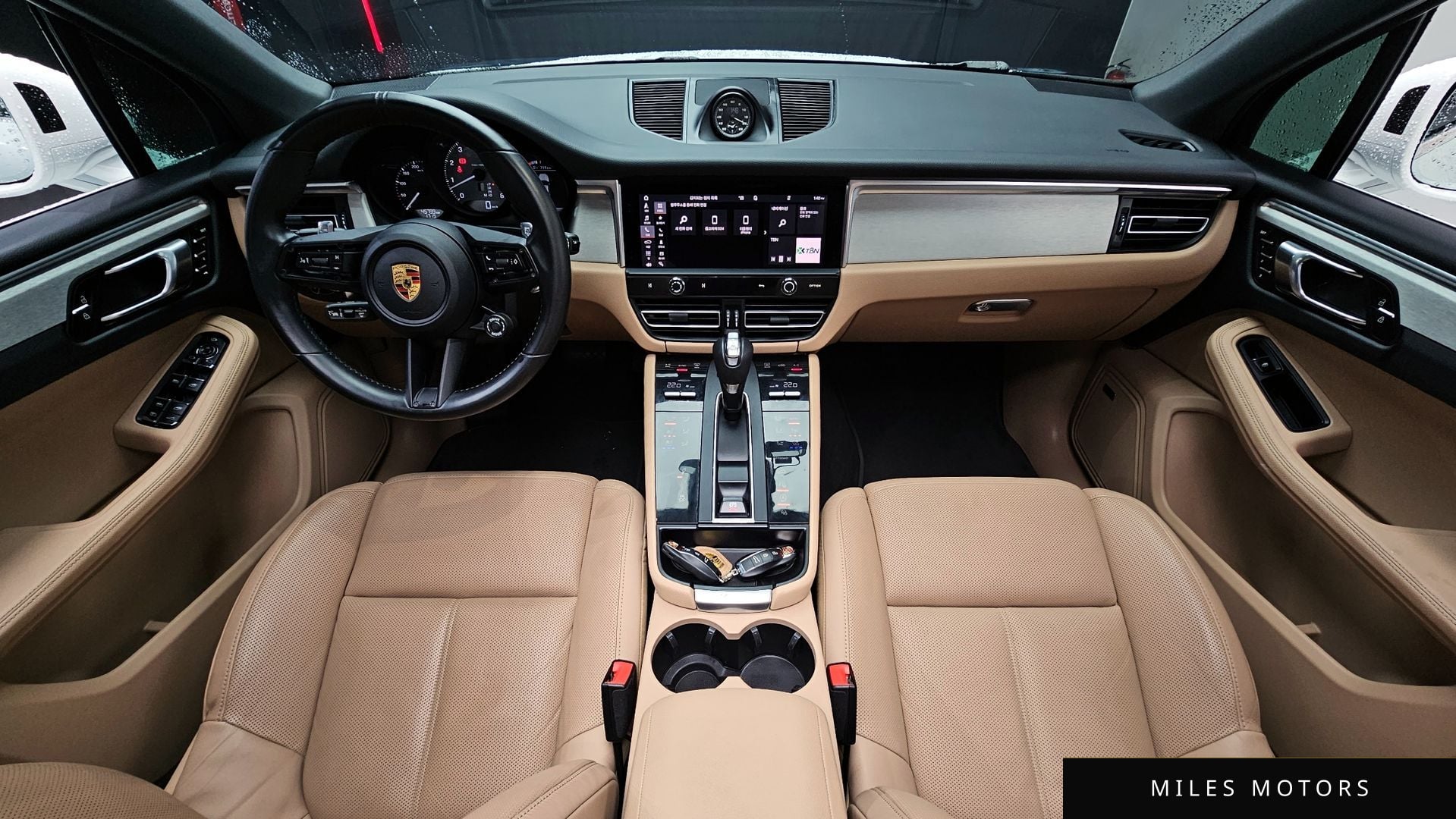 Porsche Macan 2022 — миниатюра 7