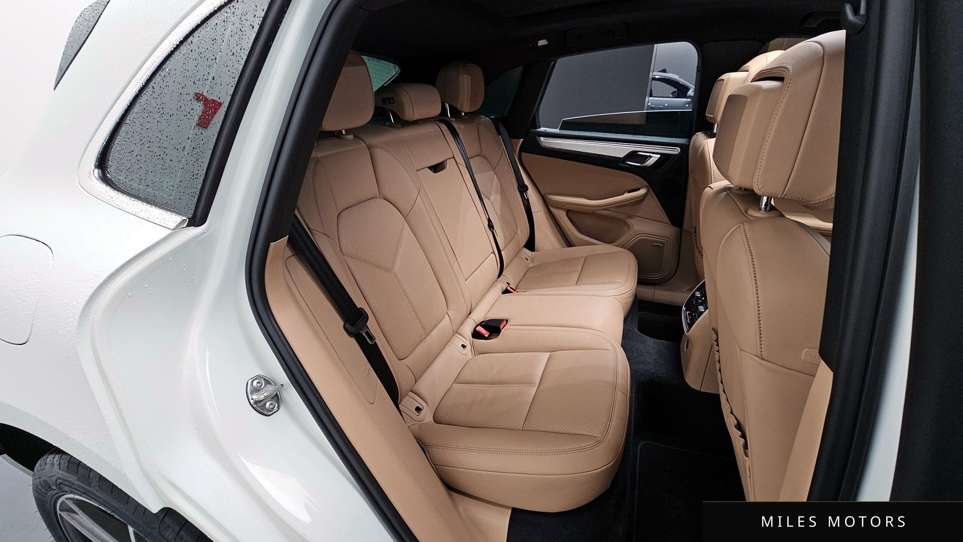 Porsche Macan 2022 — миниатюра 12