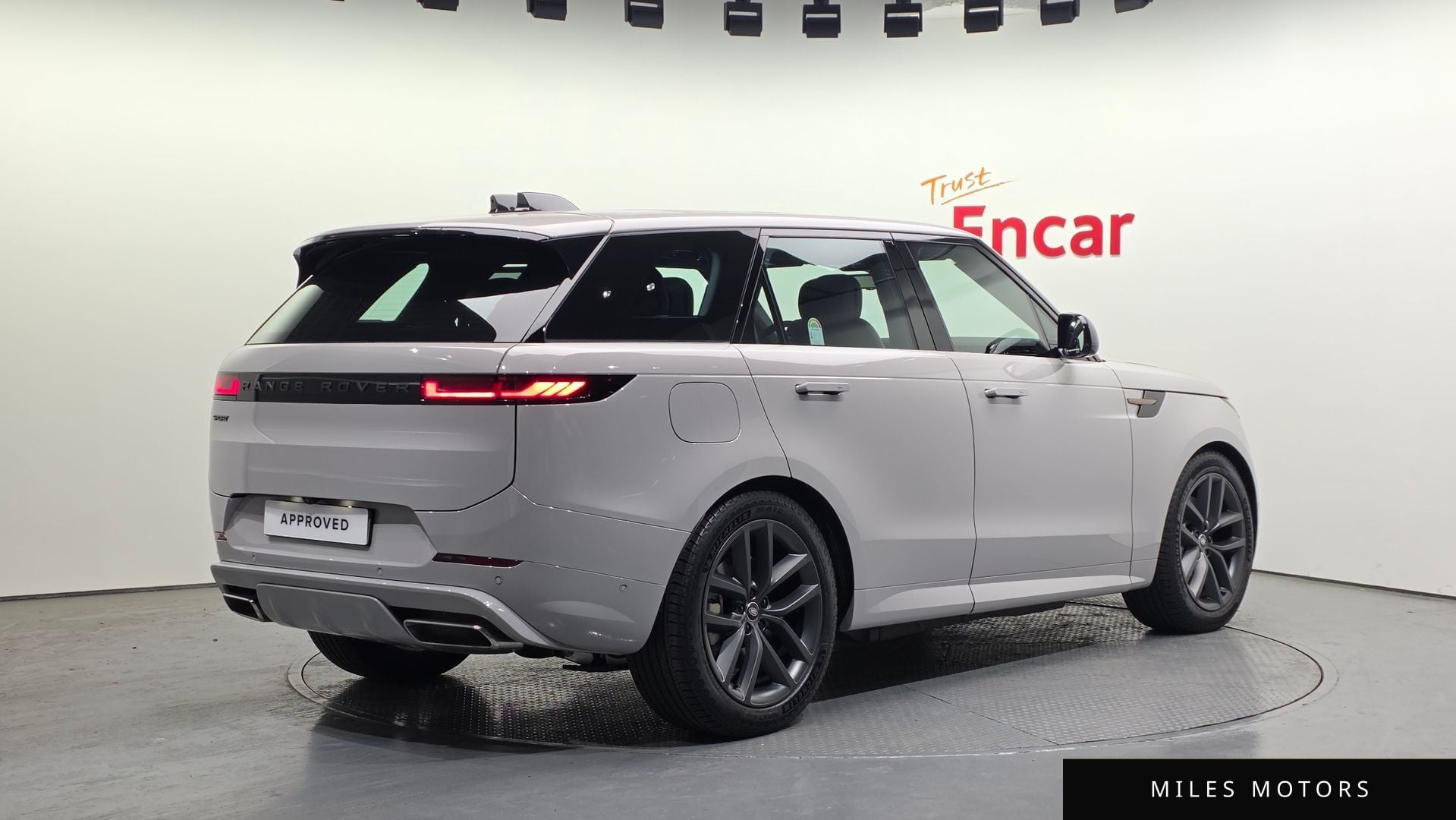 Land Rover Range Rover Sport 2025 — миниатюра 2