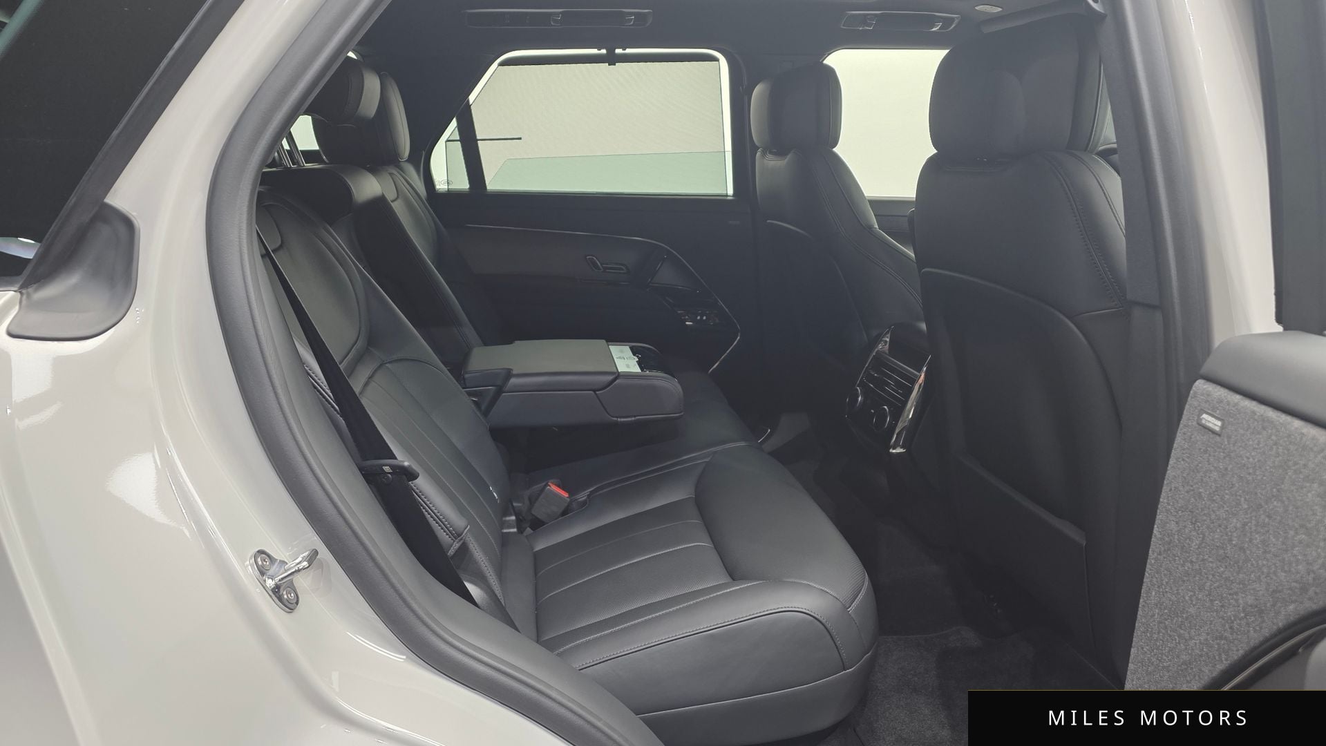 Land Rover Range Rover Sport 2025 — миниатюра 5