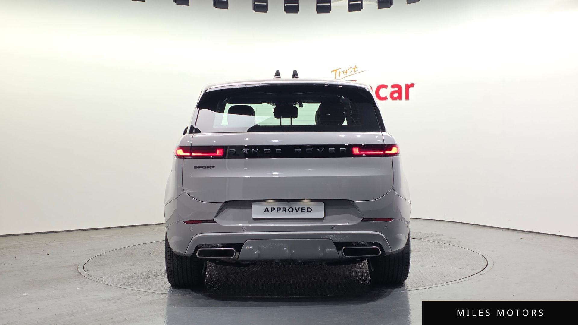 Land Rover Range Rover Sport 2025 — миниатюра 7