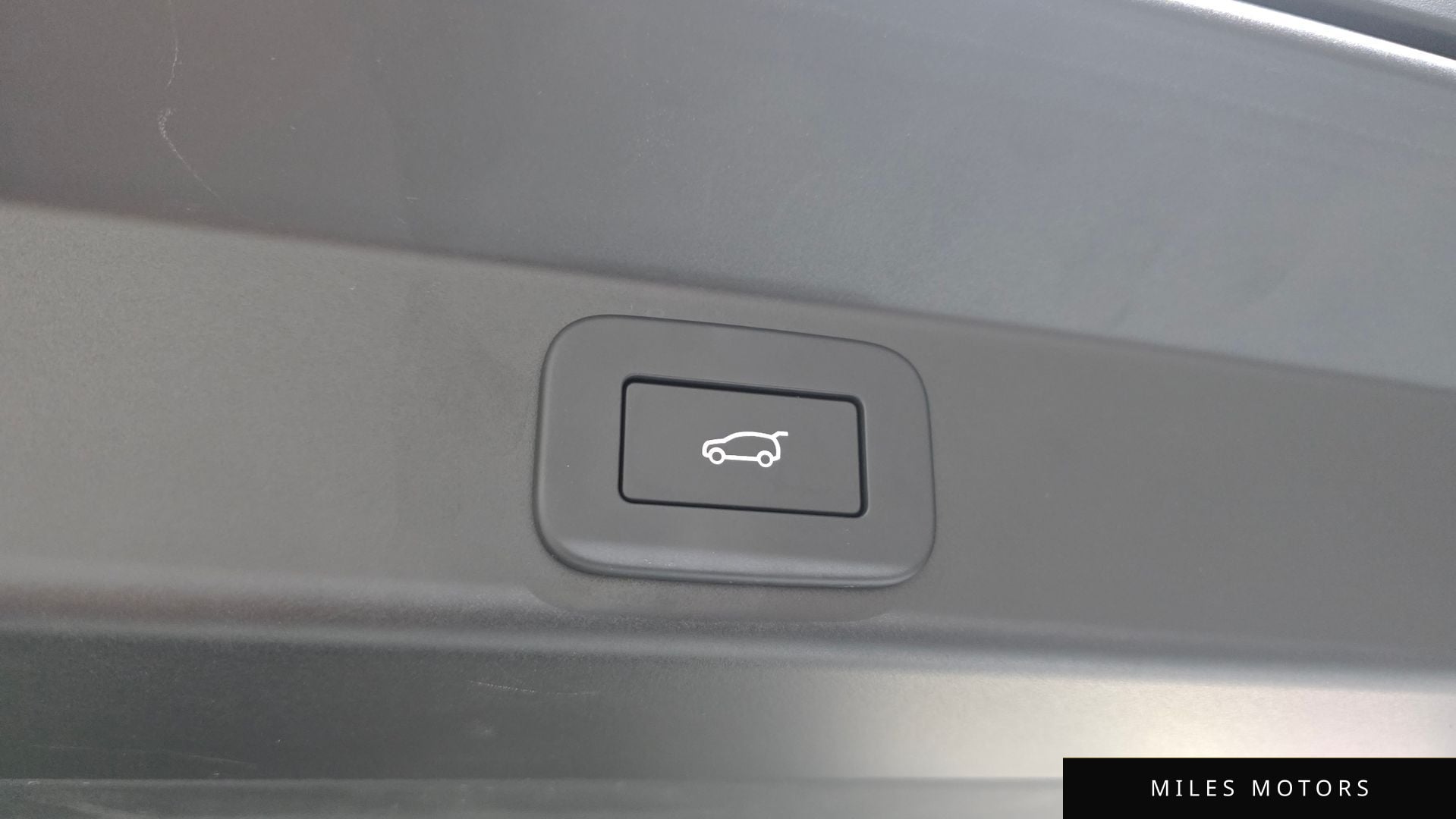 Land Rover Range Rover Sport 2025 — миниатюра 20