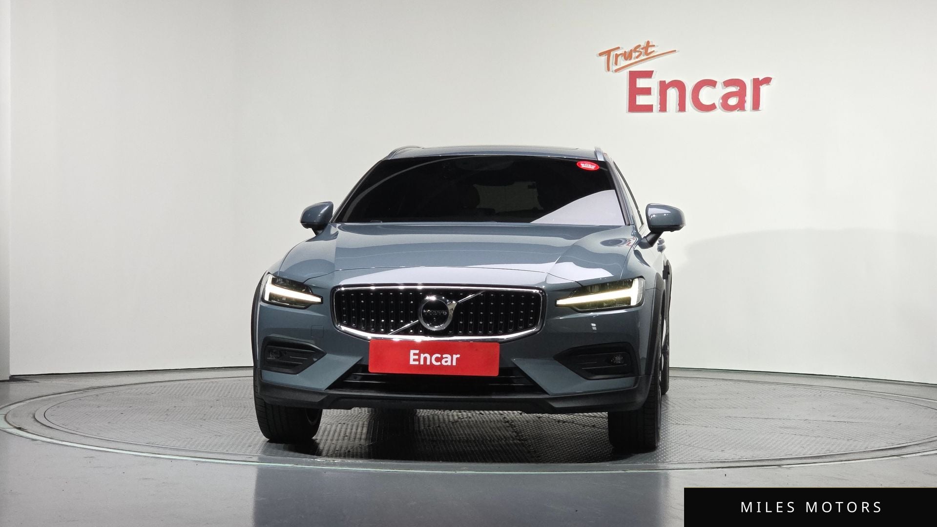 Volvo V60 2022 — миниатюра 3