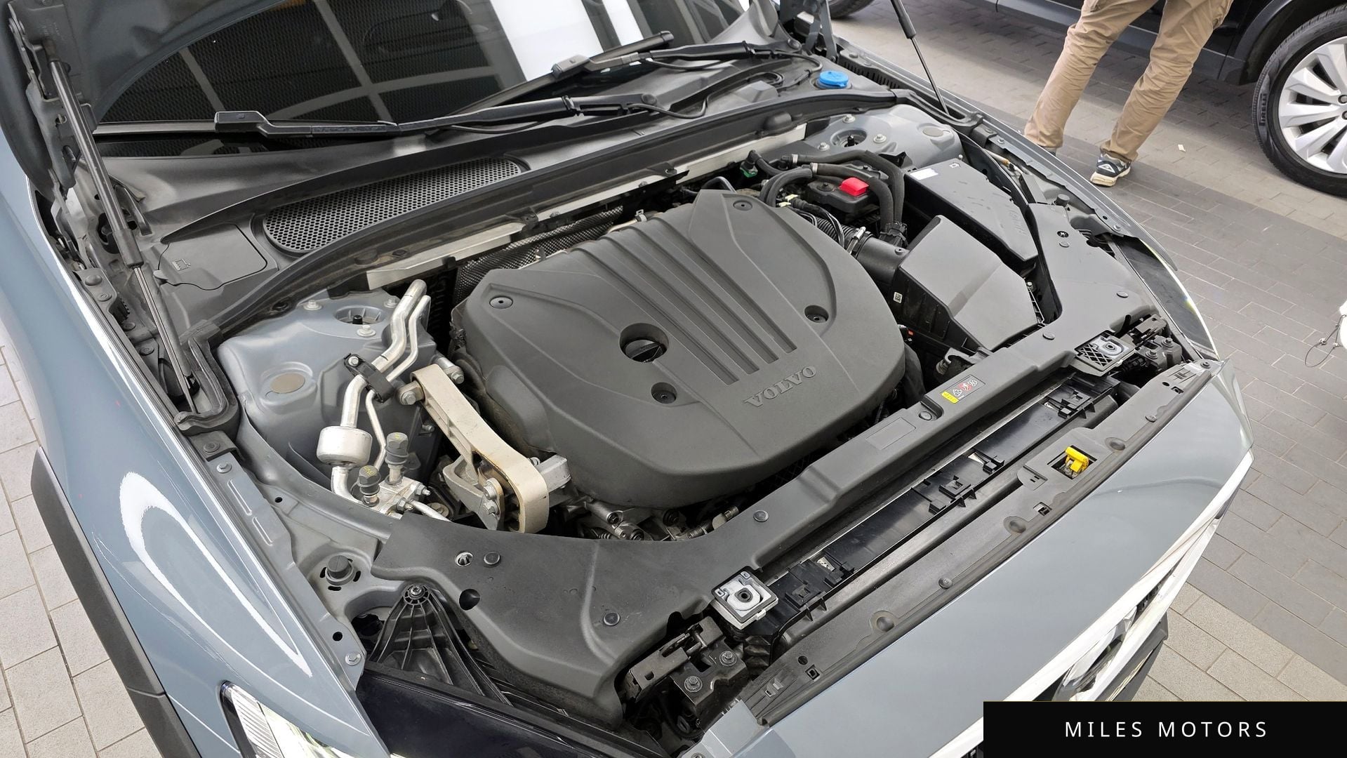 Volvo V60 2022 — миниатюра 6