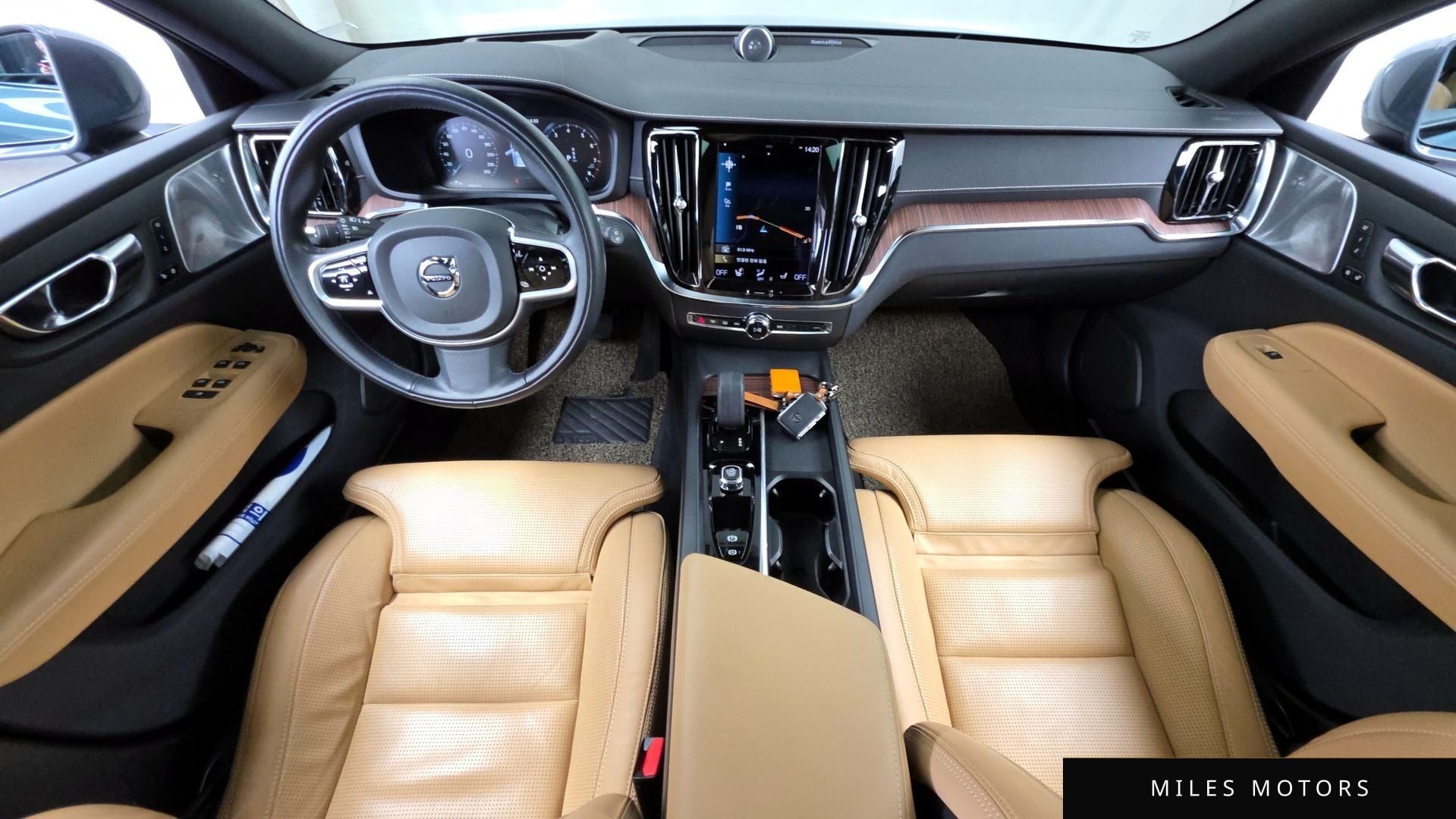 Volvo V60 2022 — миниатюра 7