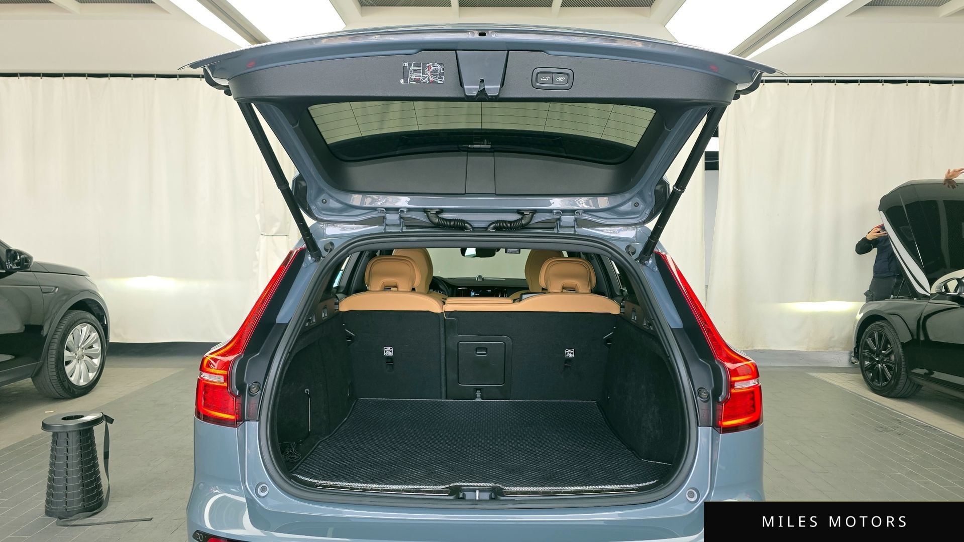 Volvo V60 2022 — миниатюра 20