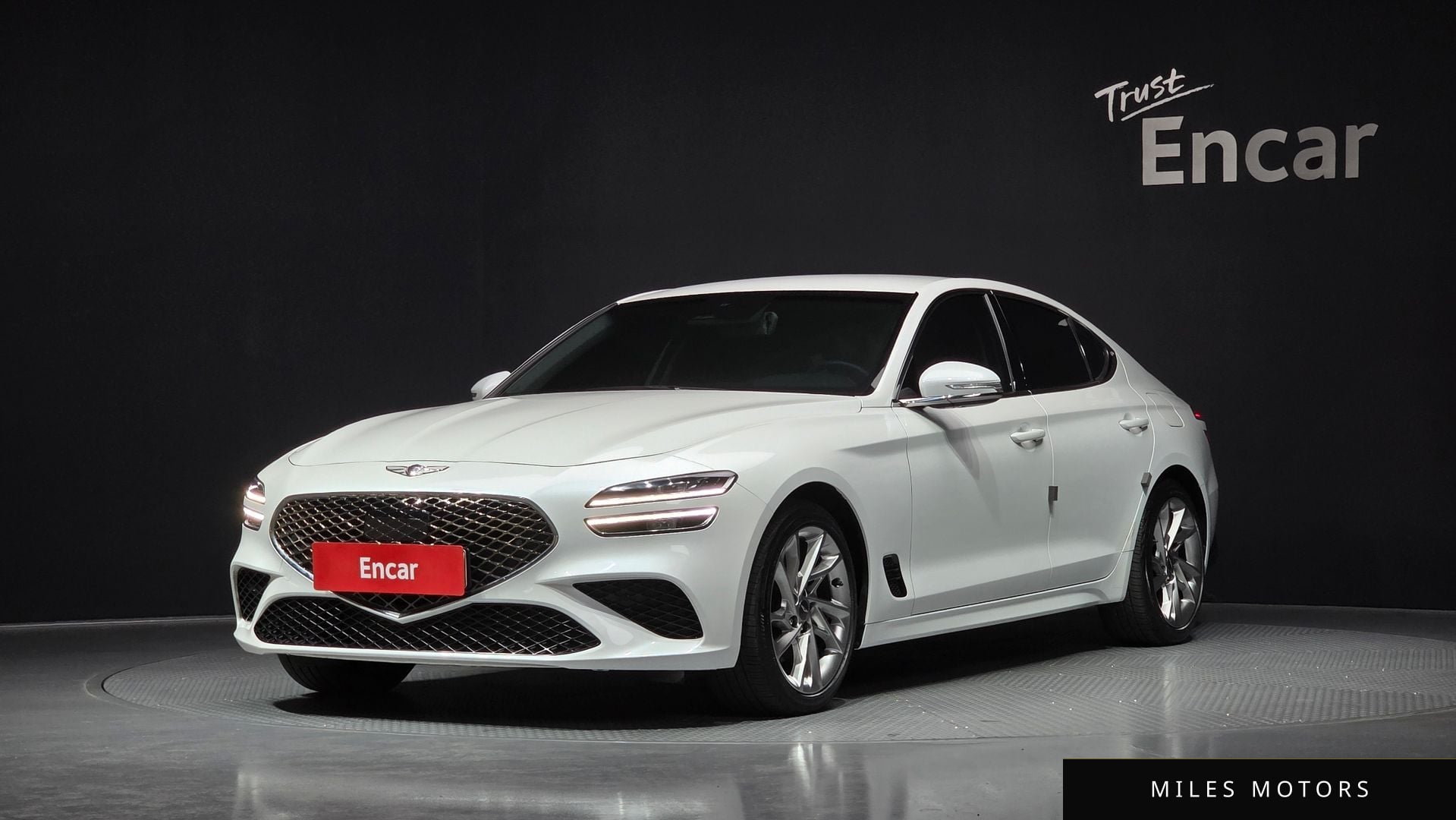 Genesis G70 2021 — фото 1 из 12