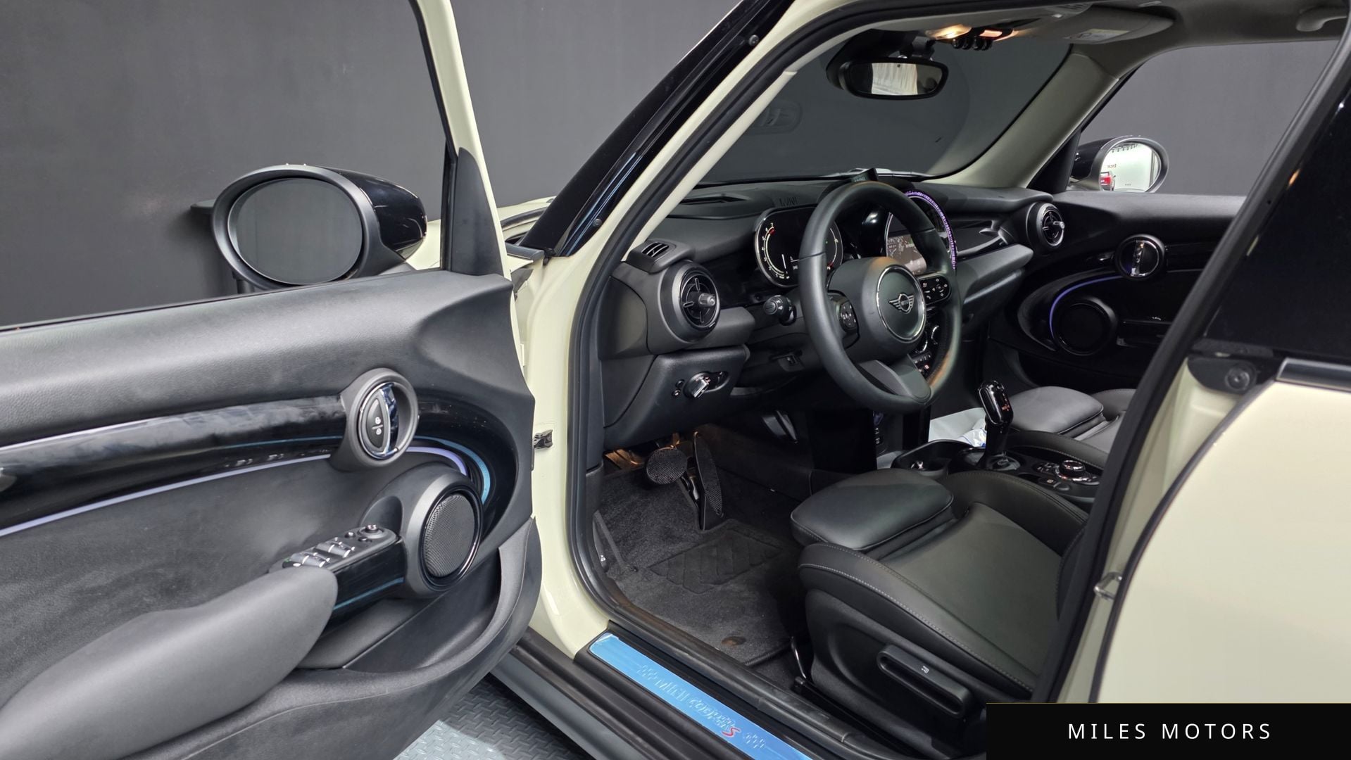 MINI Cooper S 2022 — миниатюра 9