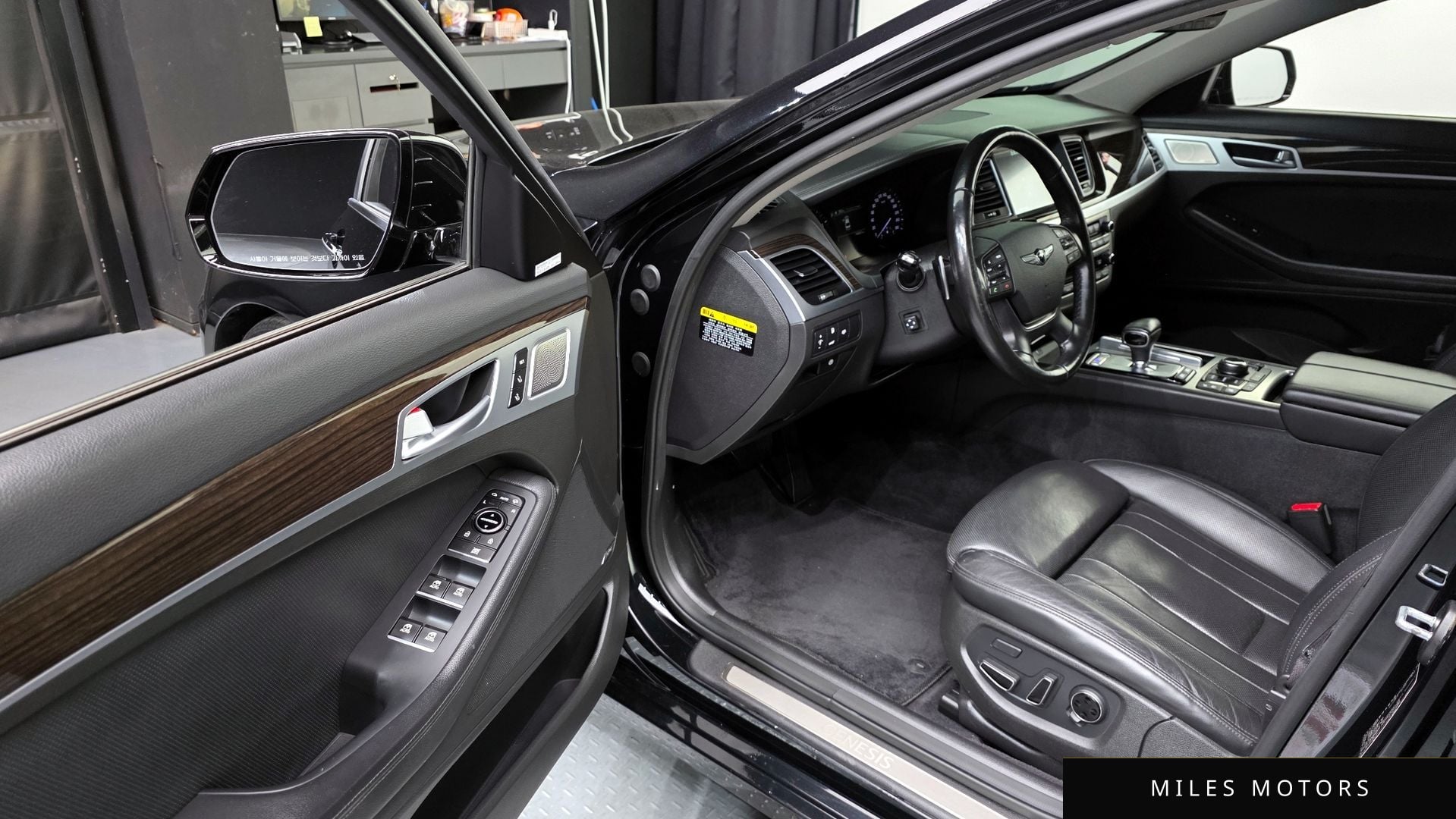 Genesis G80 2017 — миниатюра 10