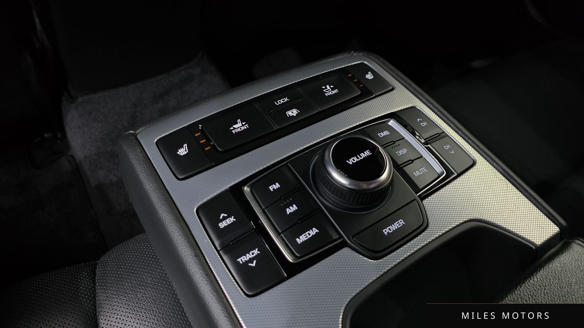Genesis G80 2017 — миниатюра 19