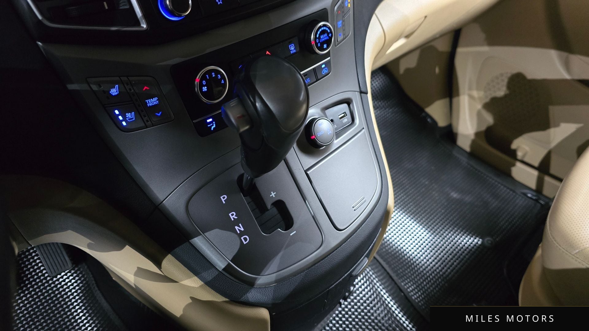 Hyundai Starex 2019 — миниатюра 9