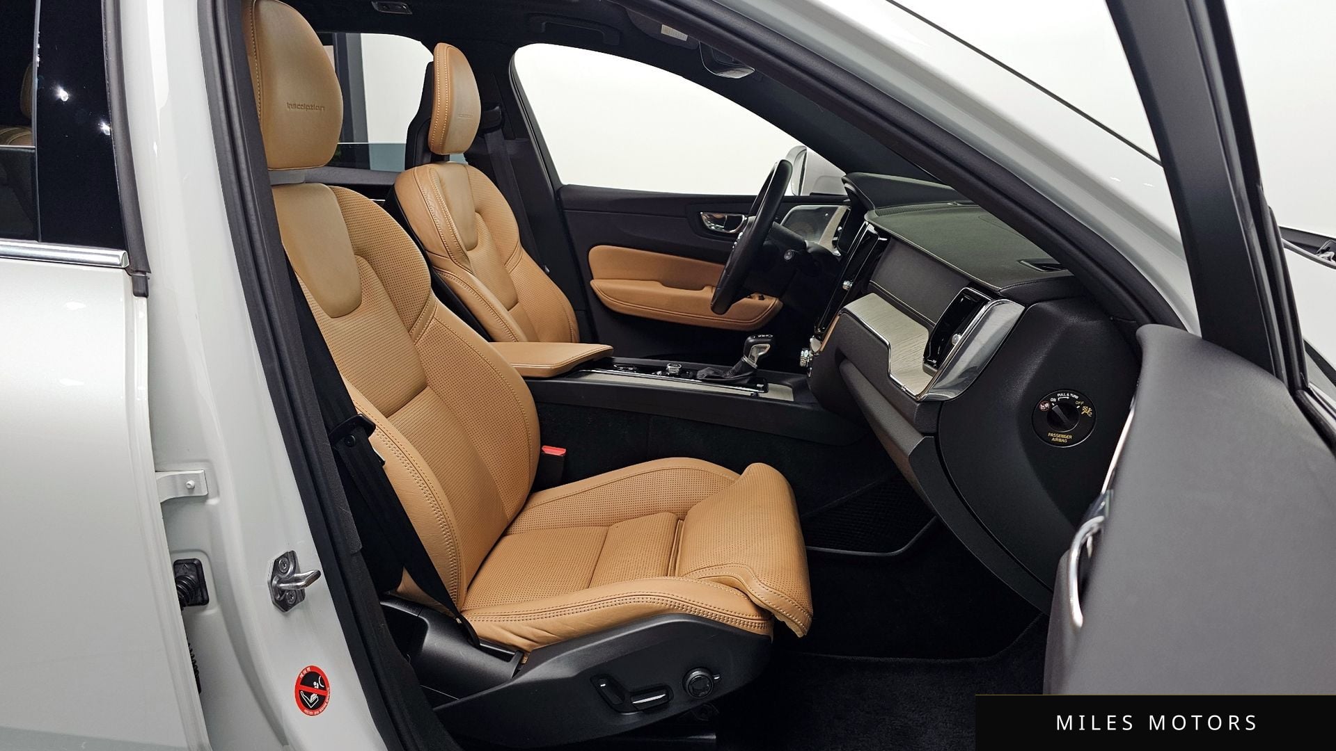 Volvo XC60 2018 — миниатюра 10