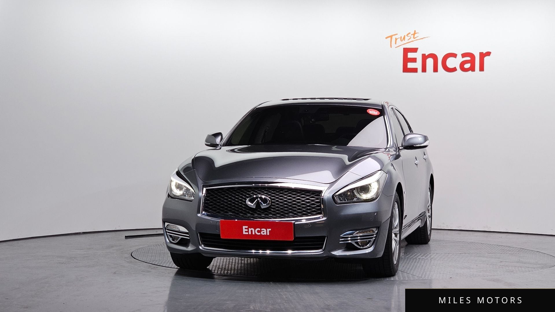 Infiniti Q70 2017 — миниатюра 3