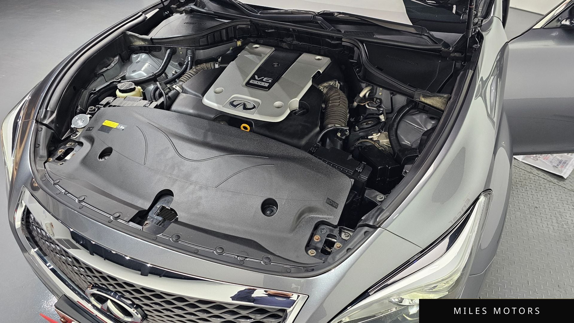 Infiniti Q70 2017 — миниатюра 6