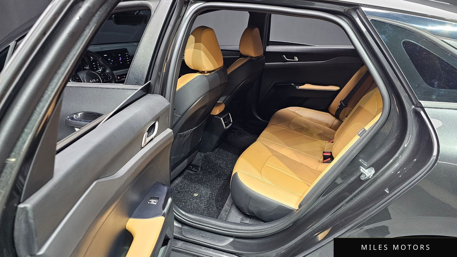 Kia K5 2022 — миниатюра 12
