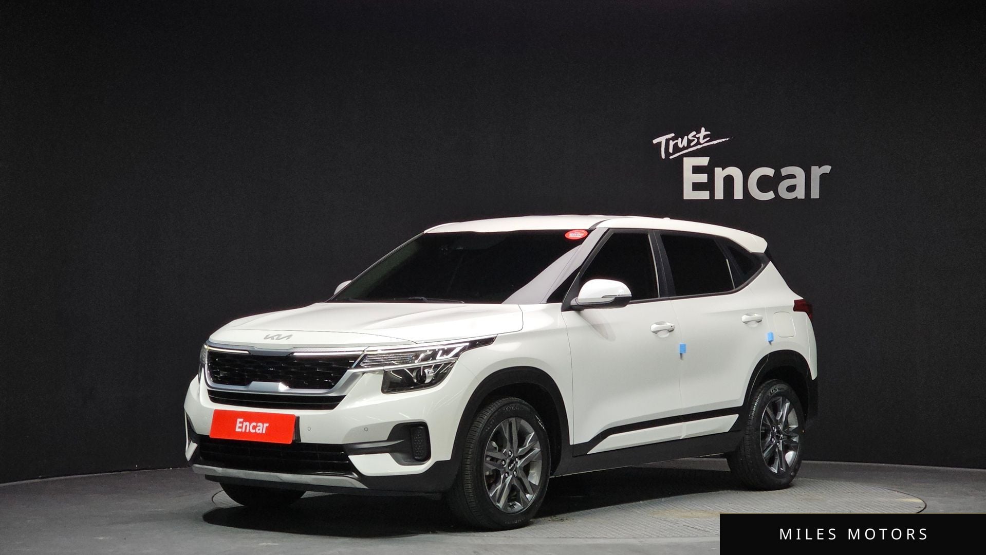 Kia Seltos 2023 — фото 1 из 12
