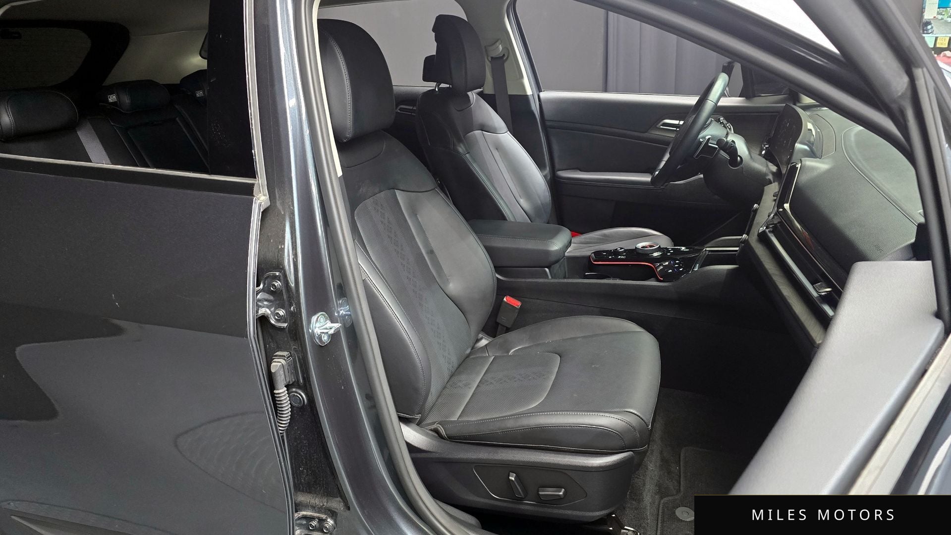 Kia Sportage 2023 — миниатюра 12