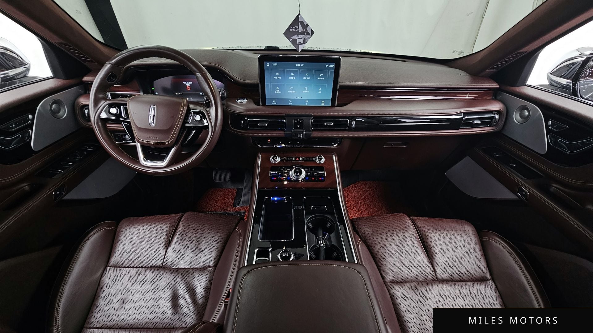 Lincoln 에비에이터 2021 — миниатюра 7