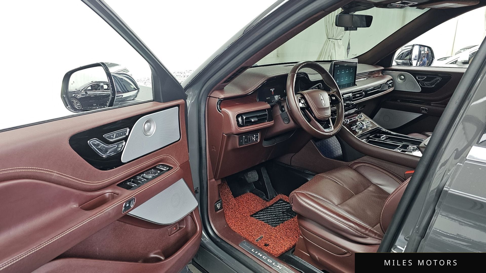 Lincoln 에비에이터 2021 — миниатюра 10