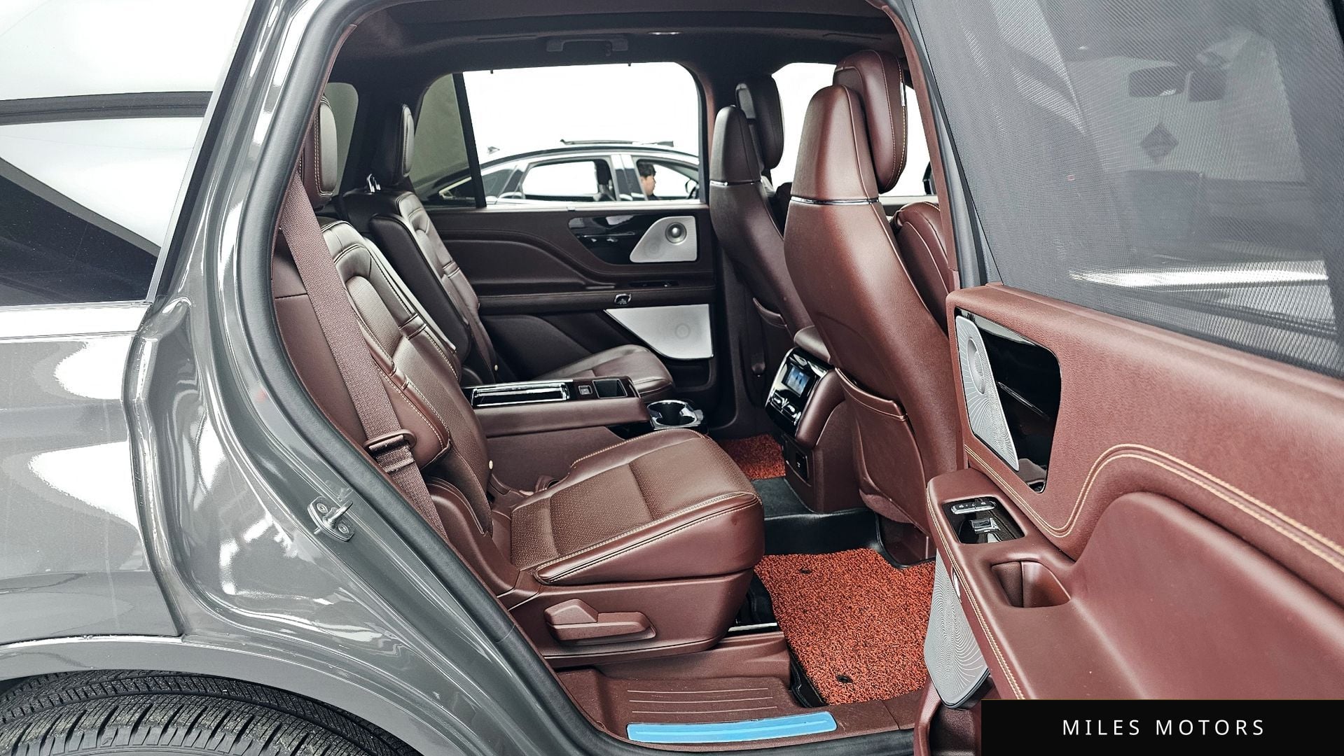 Lincoln 에비에이터 2021 — миниатюра 12