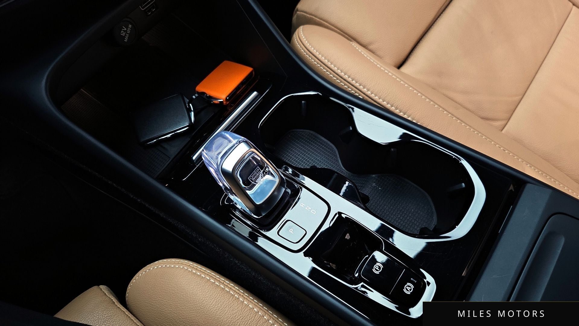 Volvo XC40 2022 — миниатюра 9