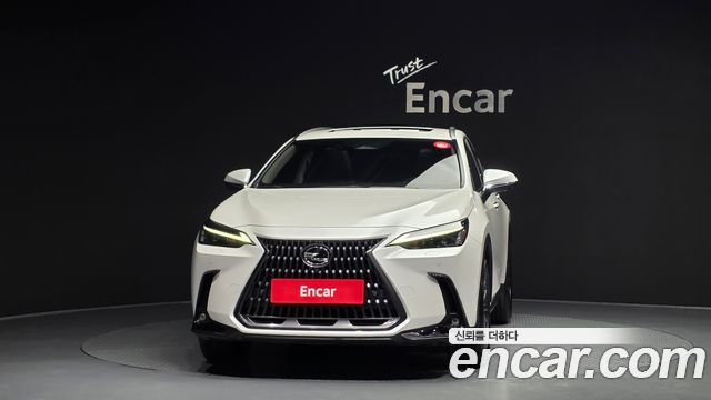 Лексус NX450h+ 2025 — миниатюра 3