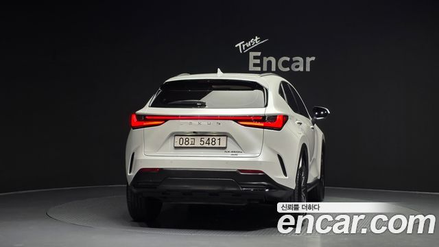 Лексус NX450h+ 2025 — миниатюра 4