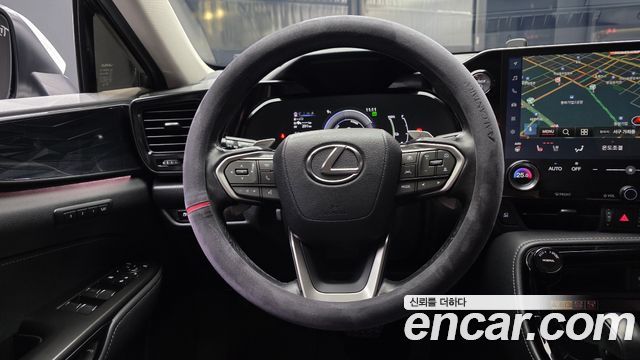 Лексус NX450h+ 2025 — миниатюра 13