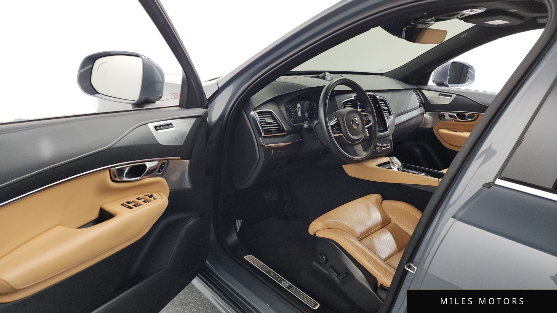 Volvo XC90 2022 — миниатюра 10