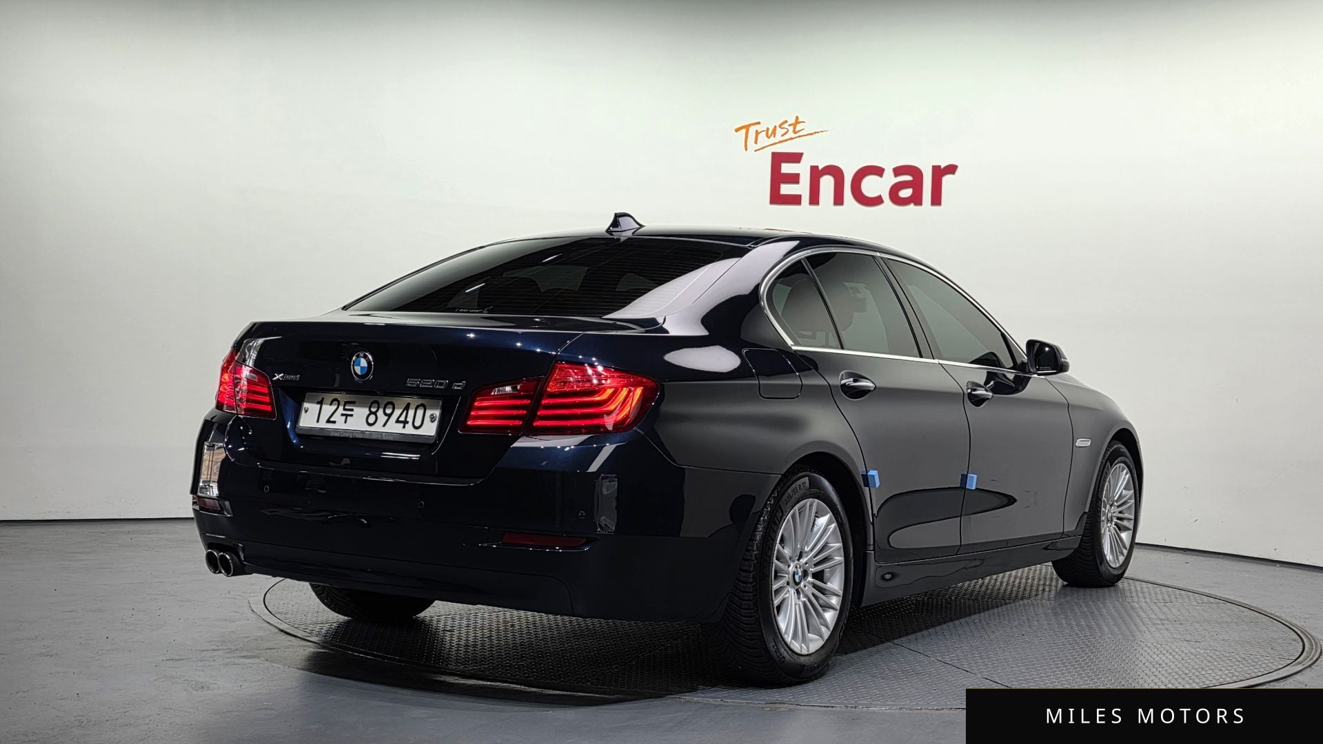 BMW 5 Series (F10) 2015 — миниатюра 2