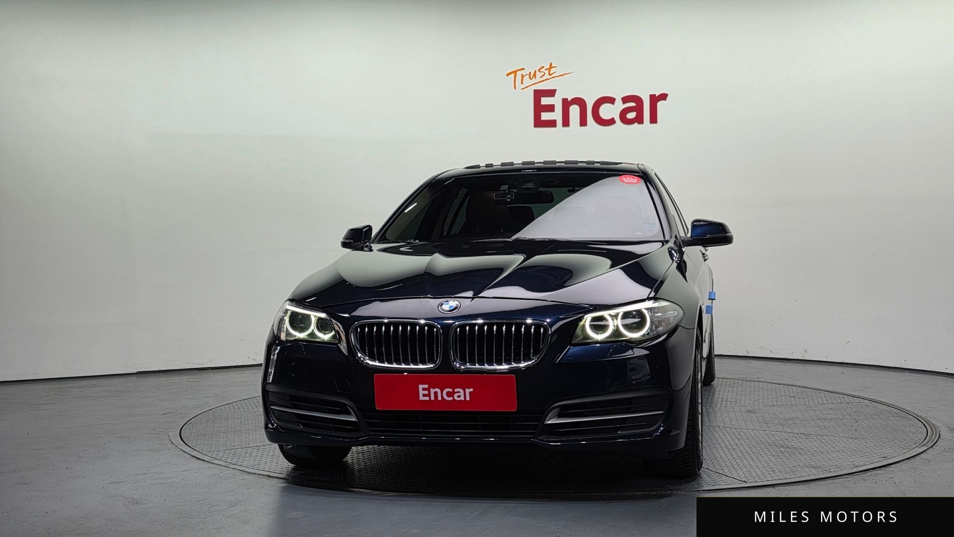 BMW 5 Series (F10) 2015 — миниатюра 3