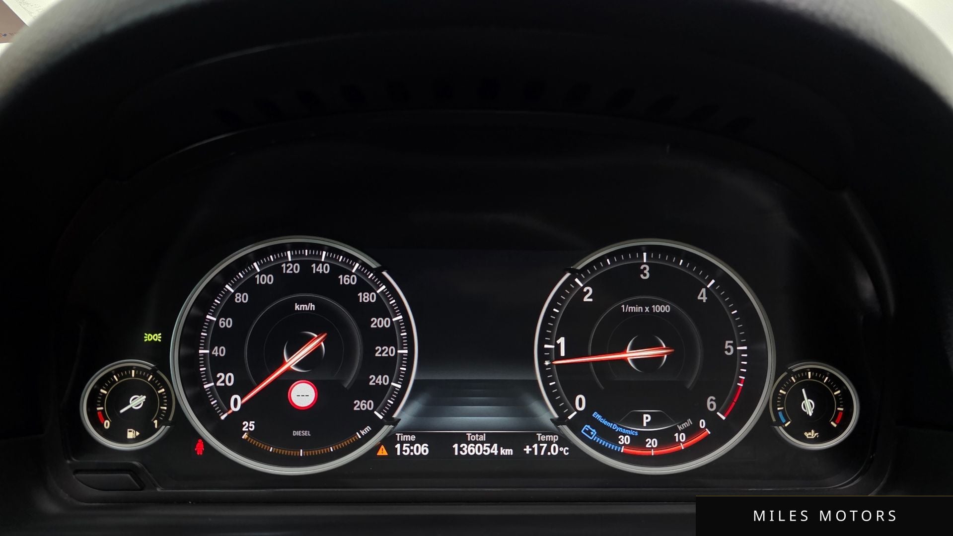 BMW 5 Series (F10) 2015 — миниатюра 8