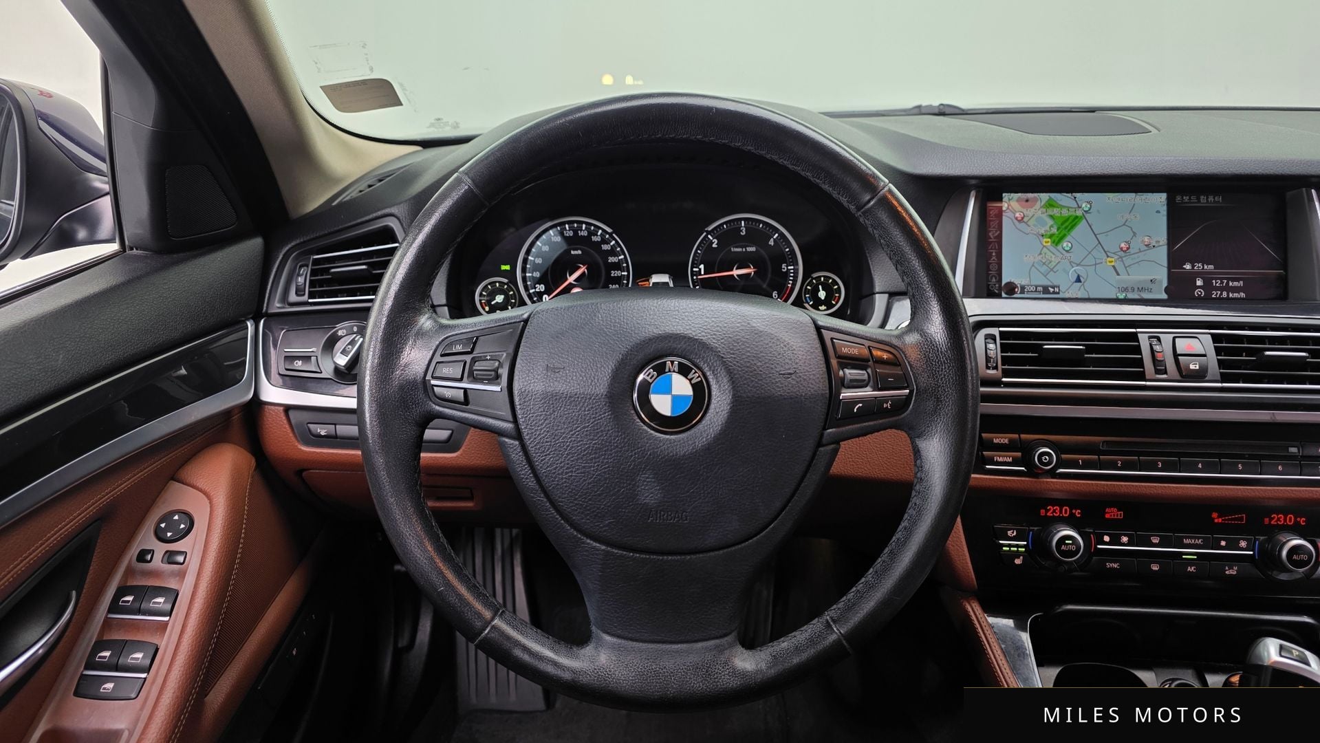 BMW 5 Series (F10) 2015 — миниатюра 15