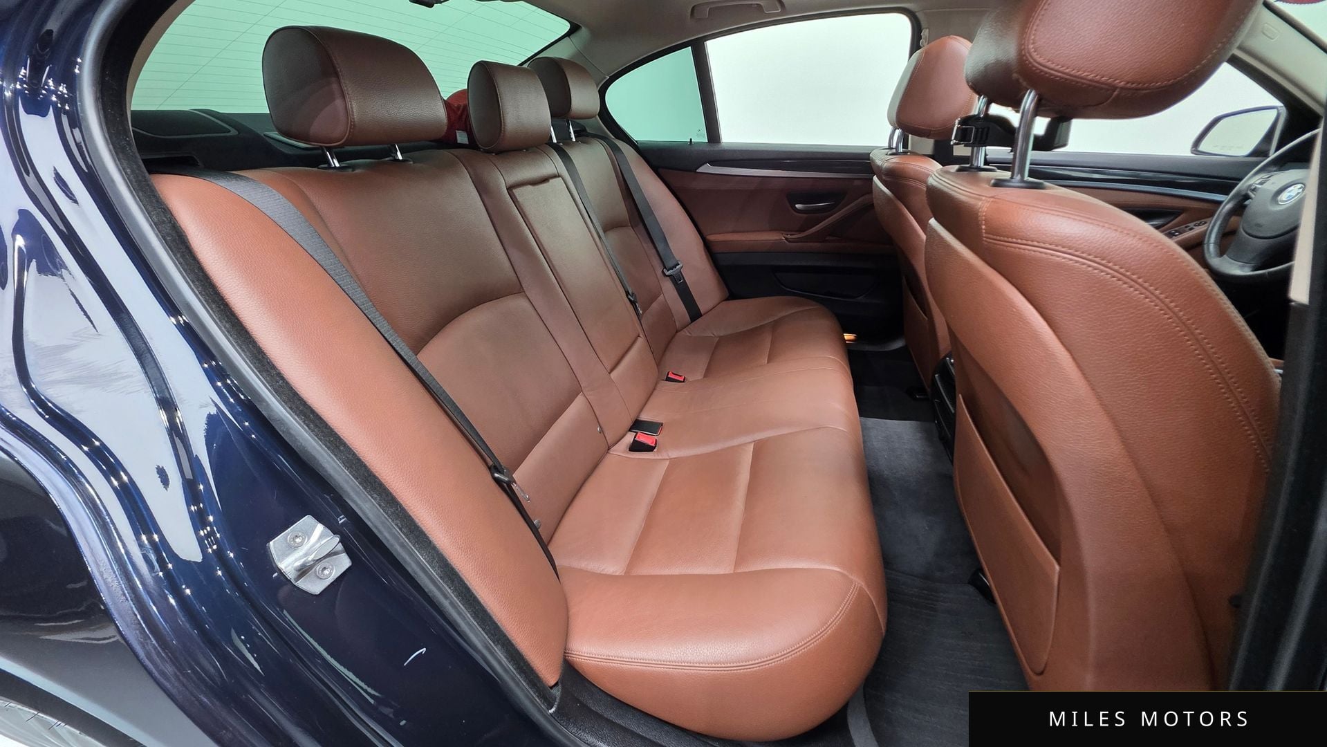 BMW 5 Series (F10) 2015 — миниатюра 19