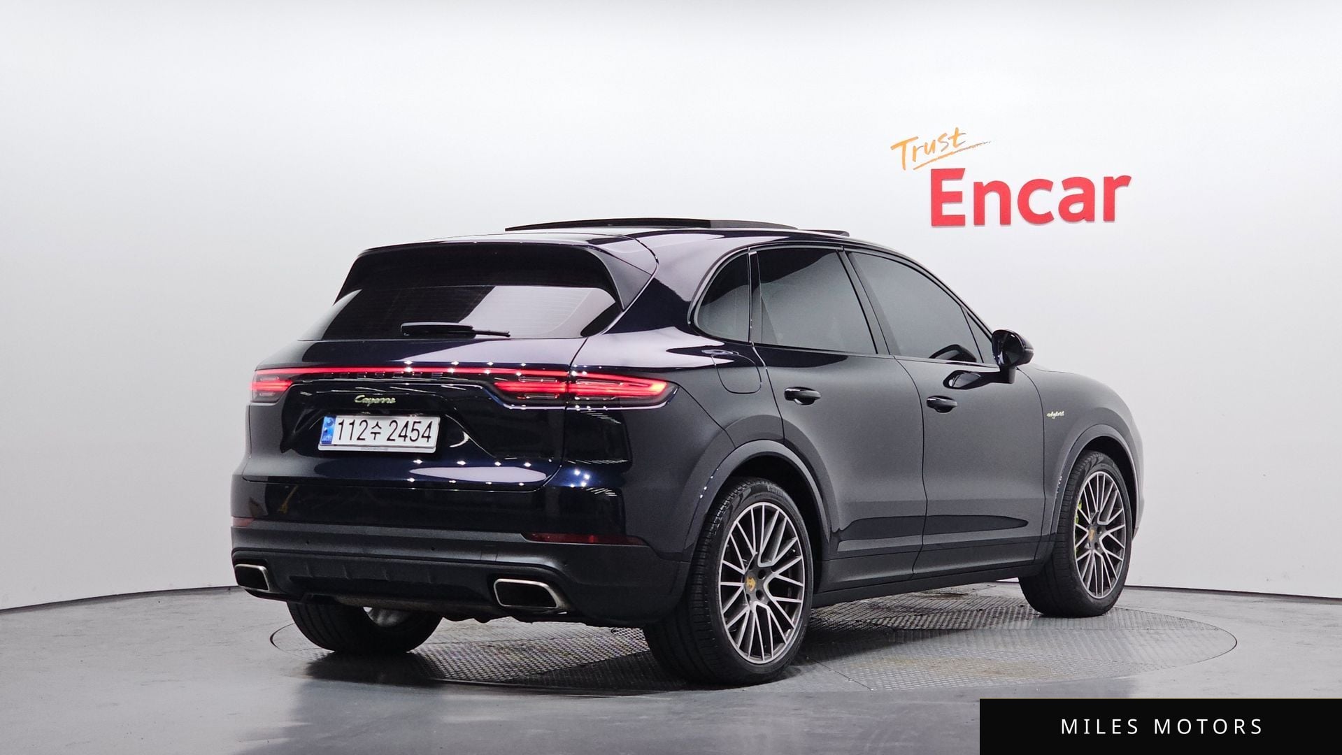 Porsche Cayenne 2021 — миниатюра 2