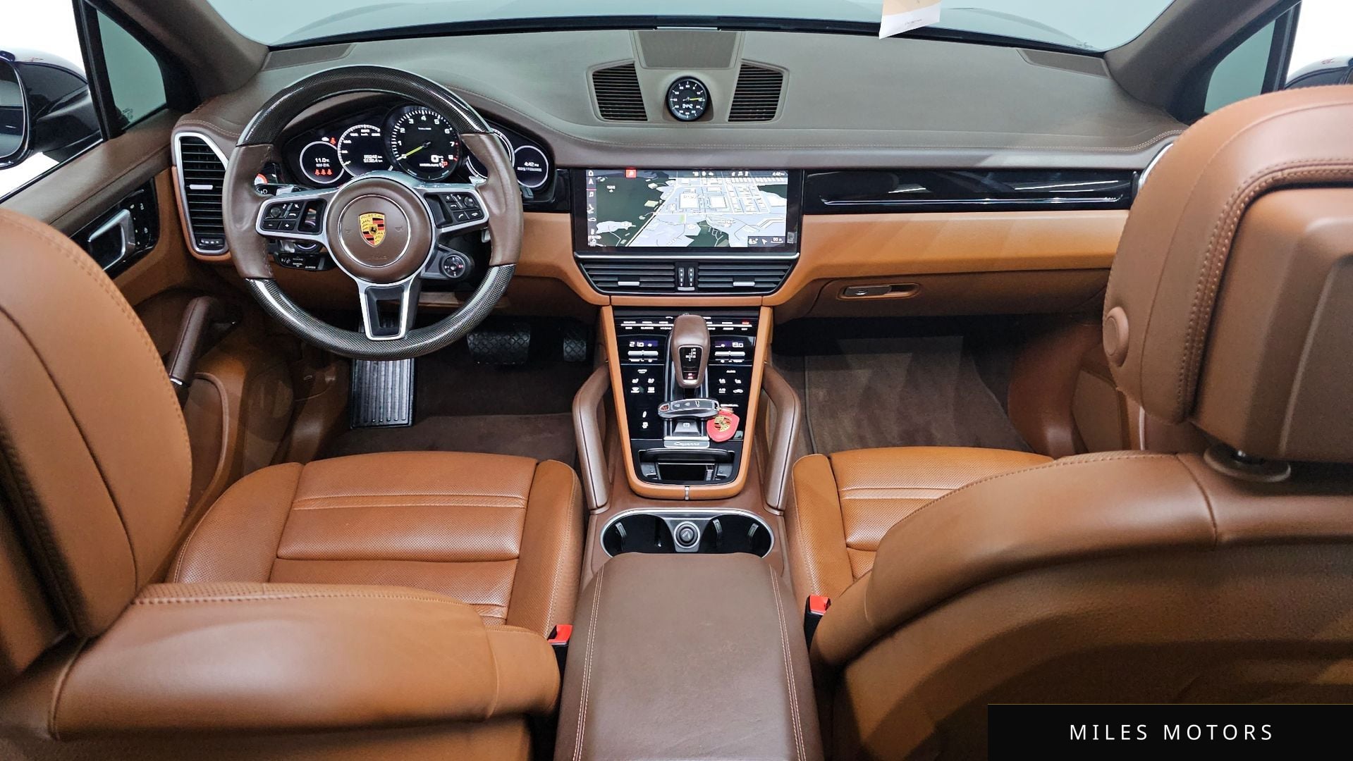 Porsche Cayenne 2021 — миниатюра 7