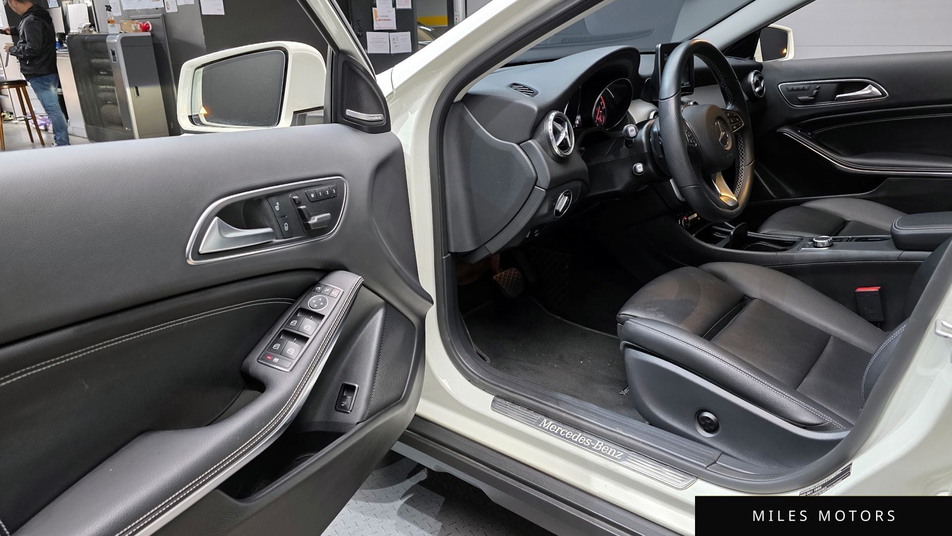 Mercedes-Benz GLA-Class X156 2017 — миниатюра 11