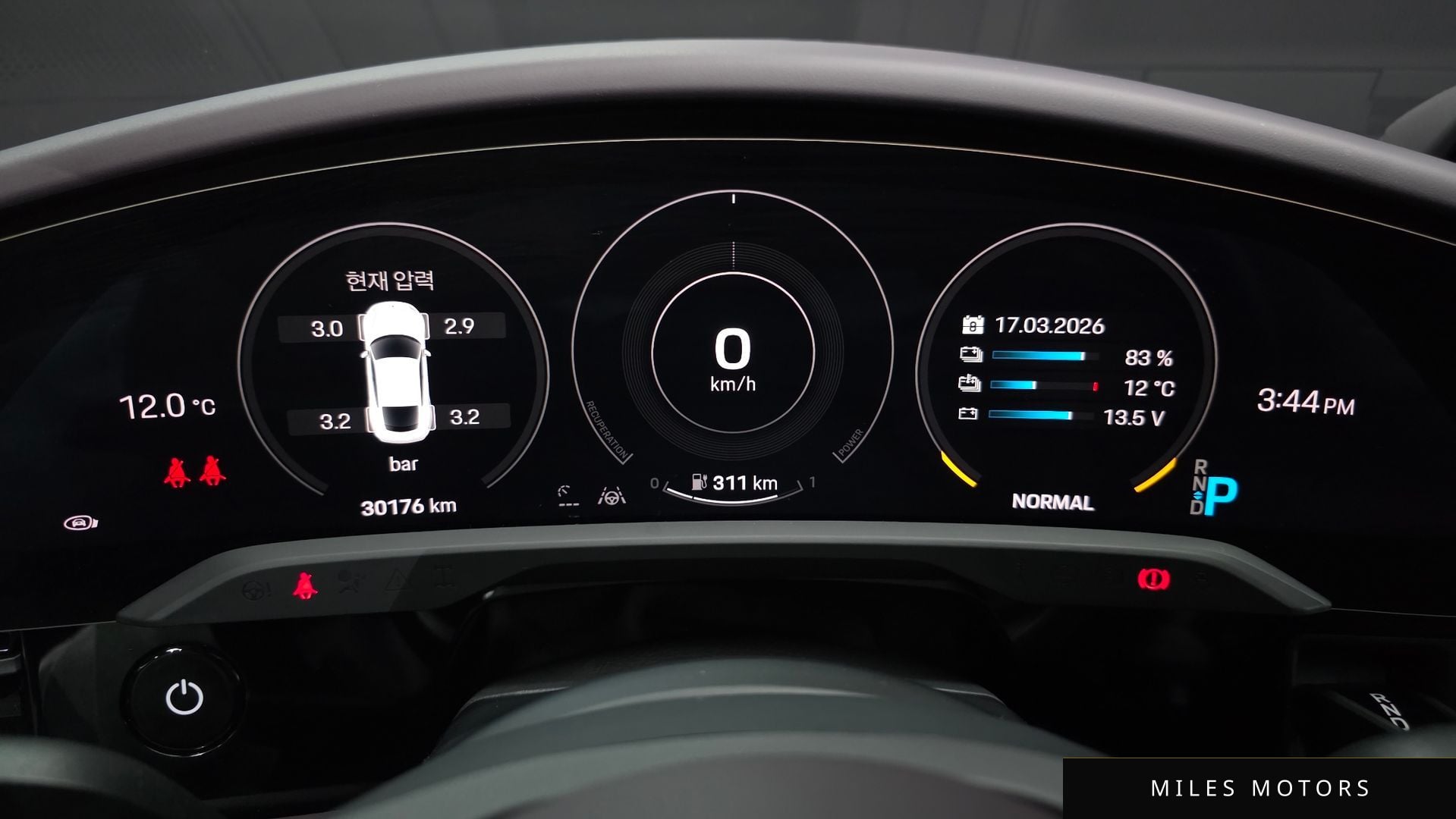 Porsche 타이칸 2023 — миниатюра 8